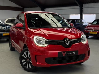 Hoofdafbeelding Renault Twingo Renault Twingo 1.0 SCe Signature CarPlay Camera