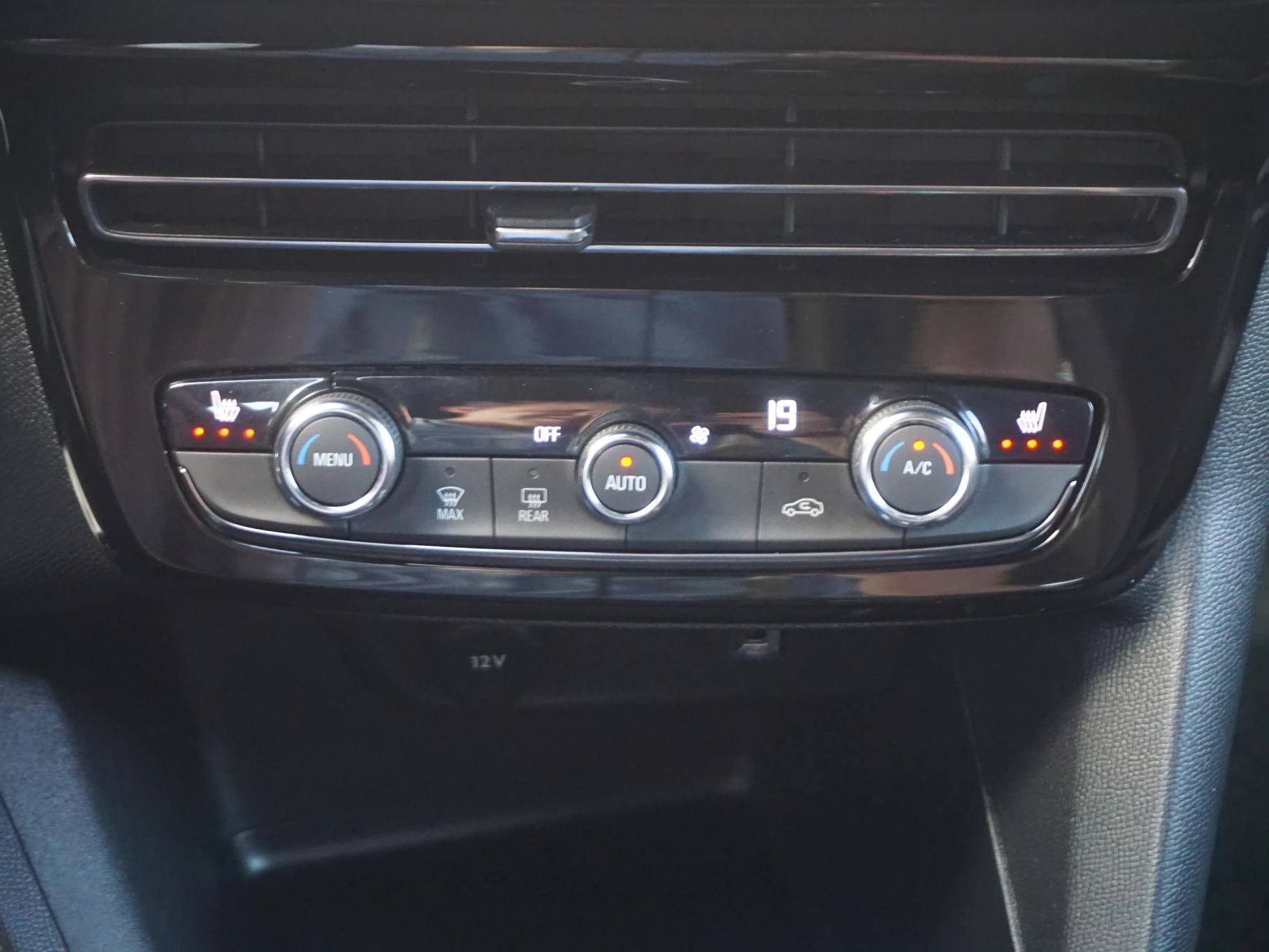 Hoofdafbeelding Opel Mokka-e