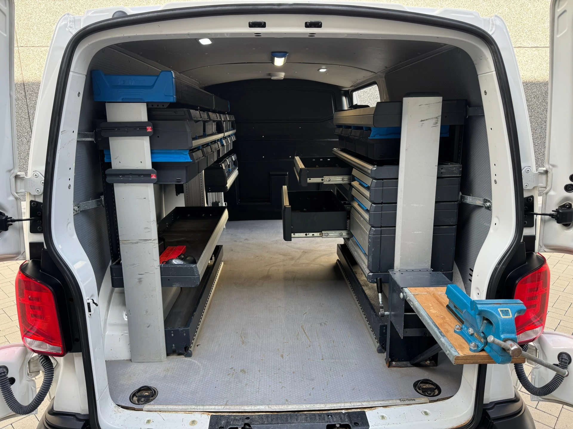 Hoofdafbeelding Volkswagen Transporter