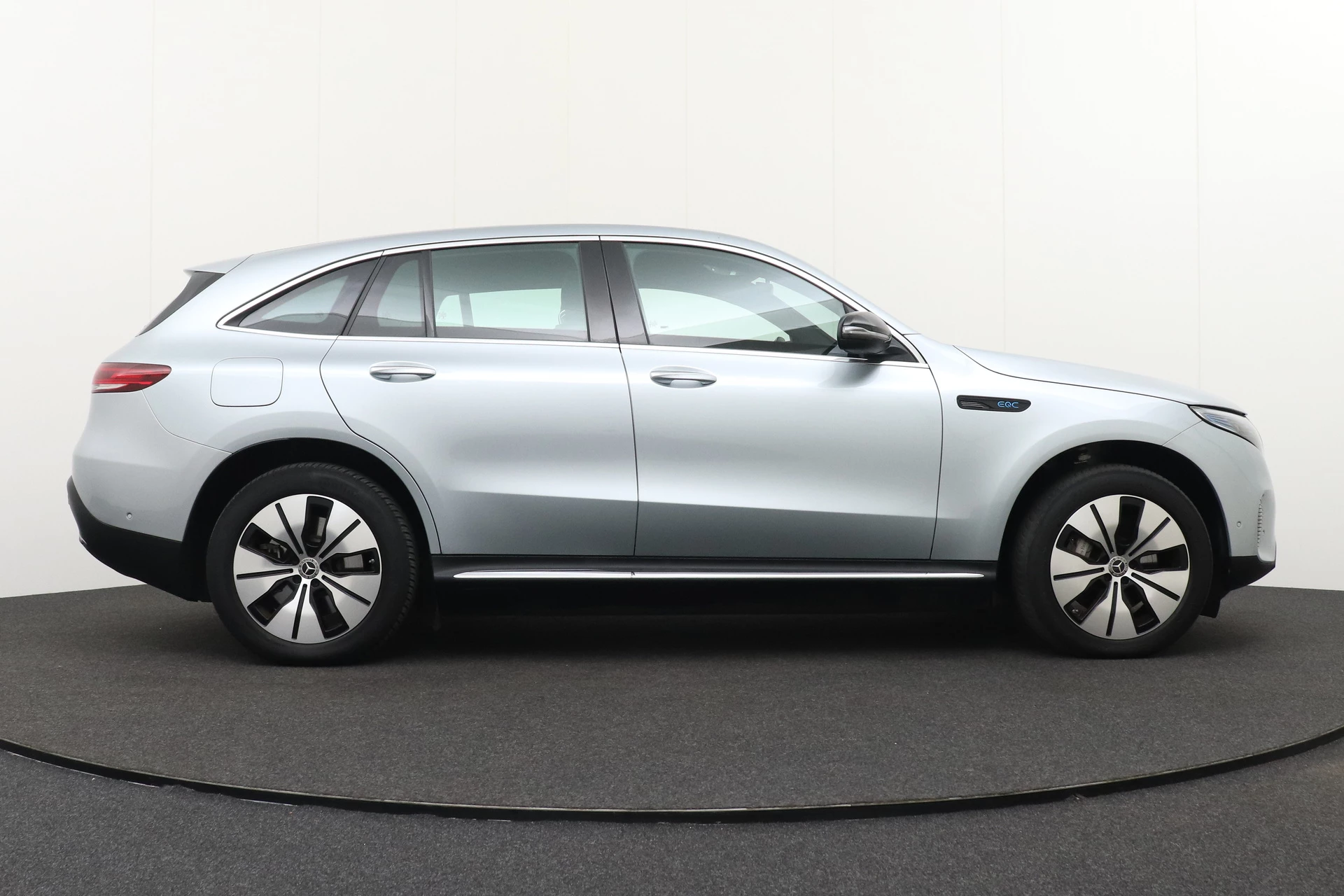Hoofdafbeelding Mercedes-Benz EQC