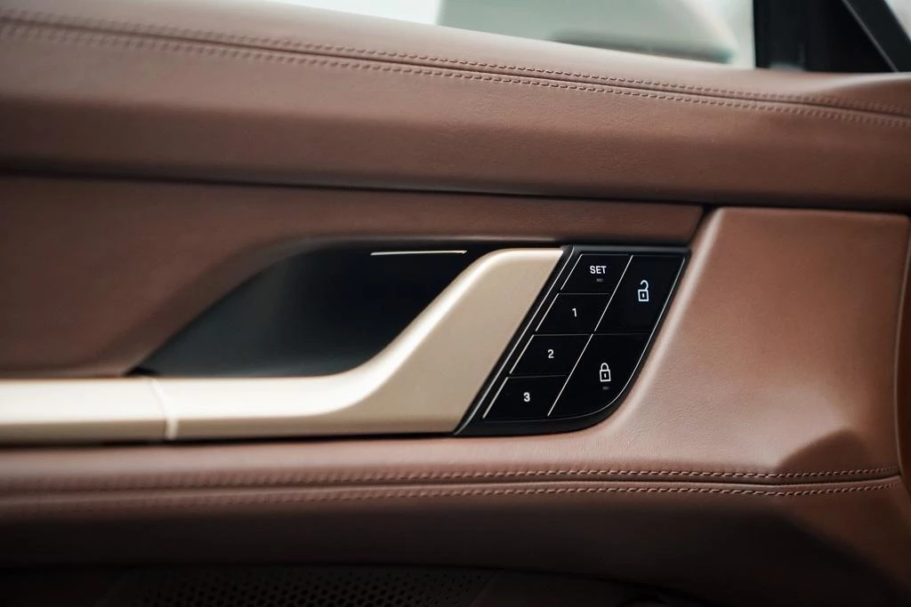 Hoofdafbeelding Porsche Taycan