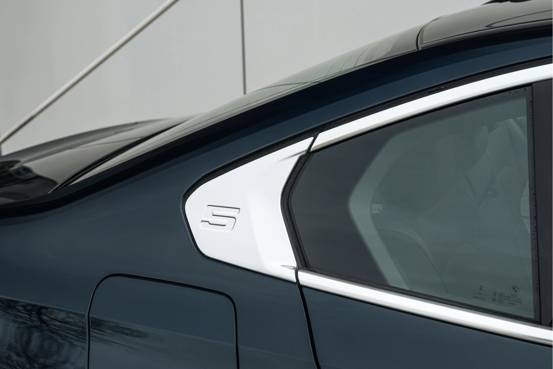 Hoofdafbeelding BMW i5