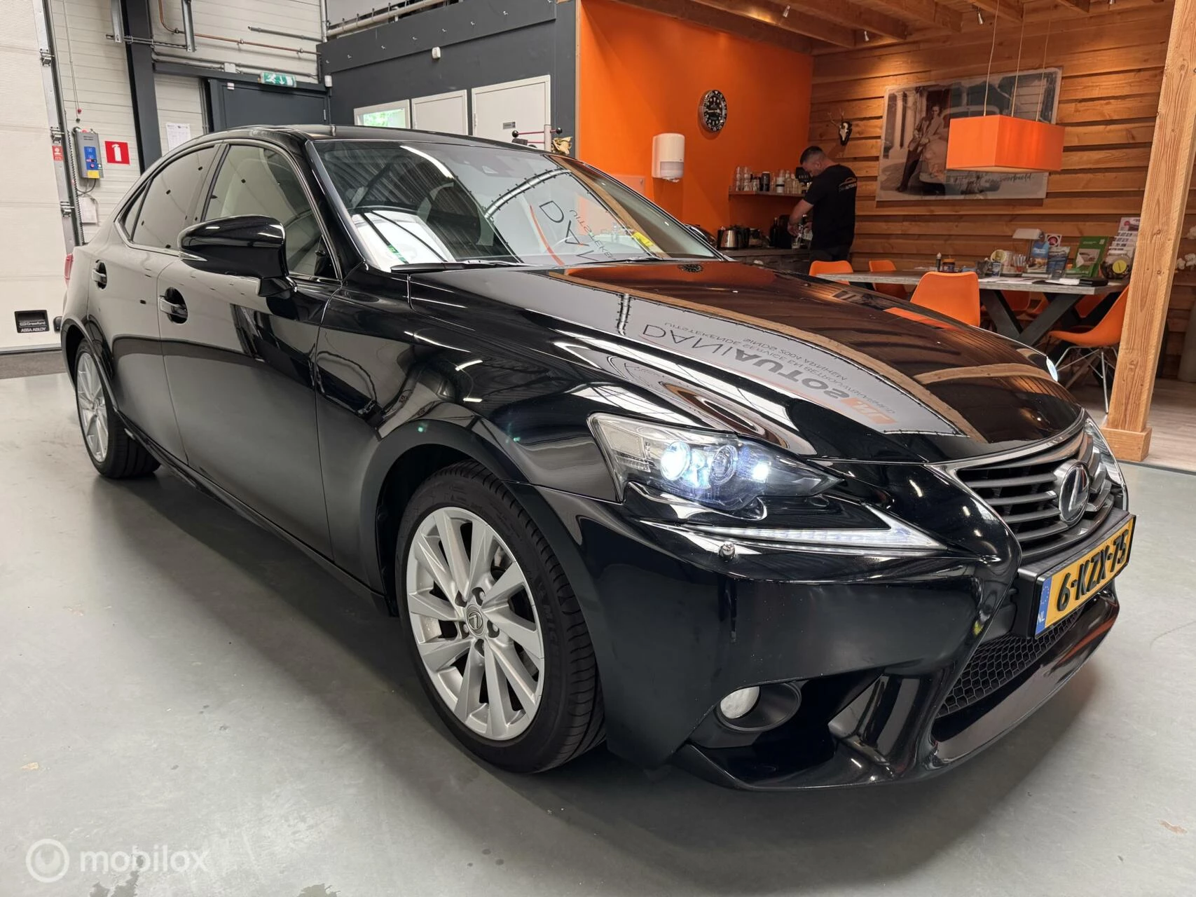 Hoofdafbeelding Lexus IS