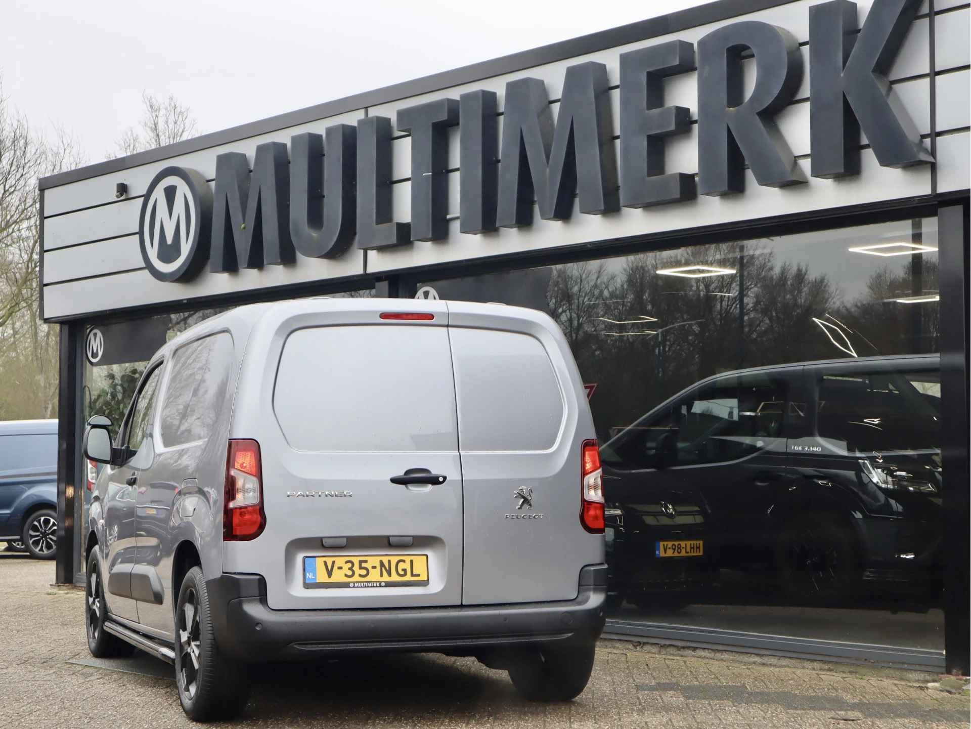 Hoofdafbeelding Peugeot Partner