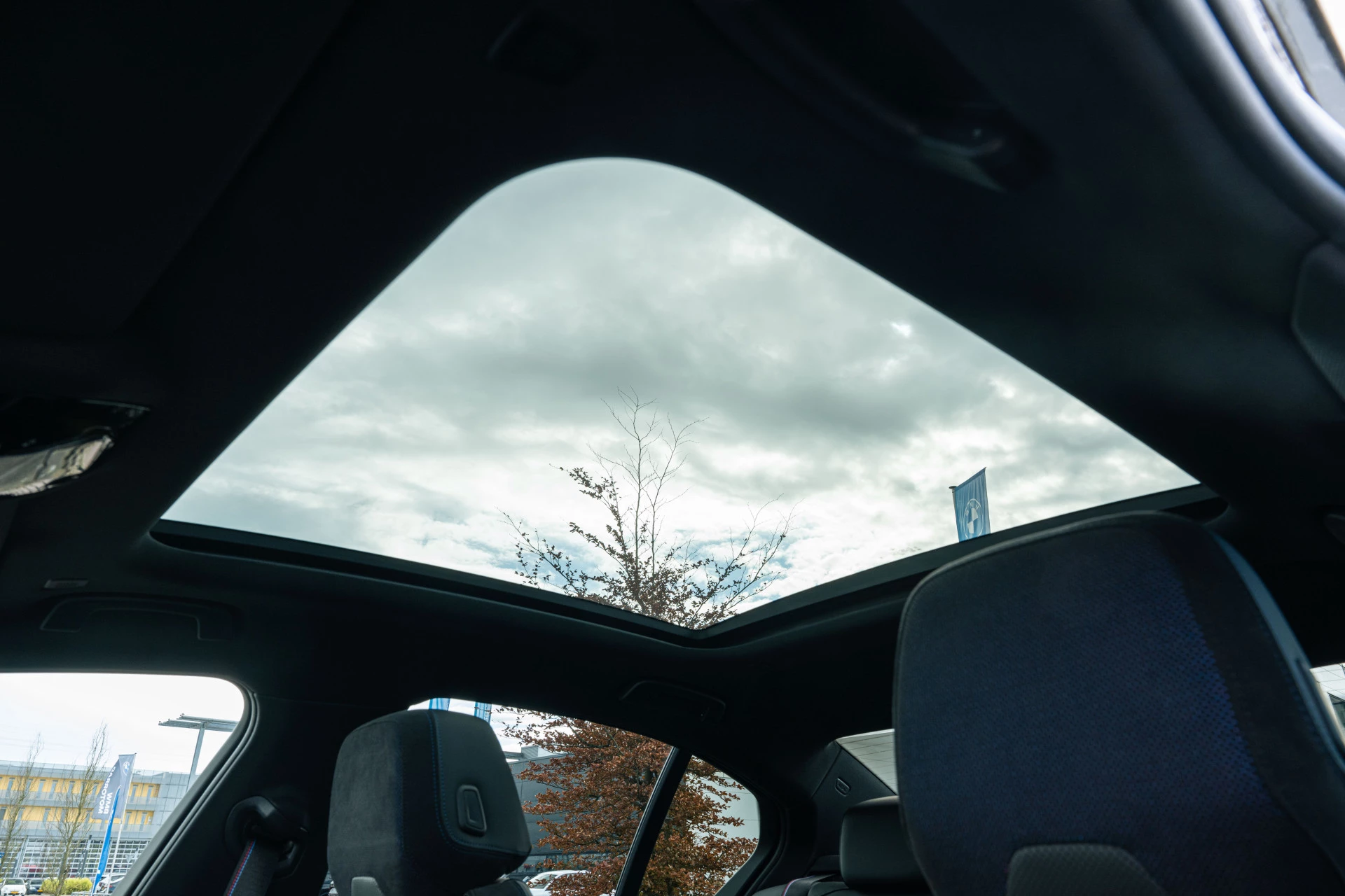 Hoofdafbeelding BMW i5