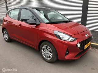 Hoofdafbeelding Hyundai i10 Hyundai i10 1.0 Premium Apple carplay navi cruise controle