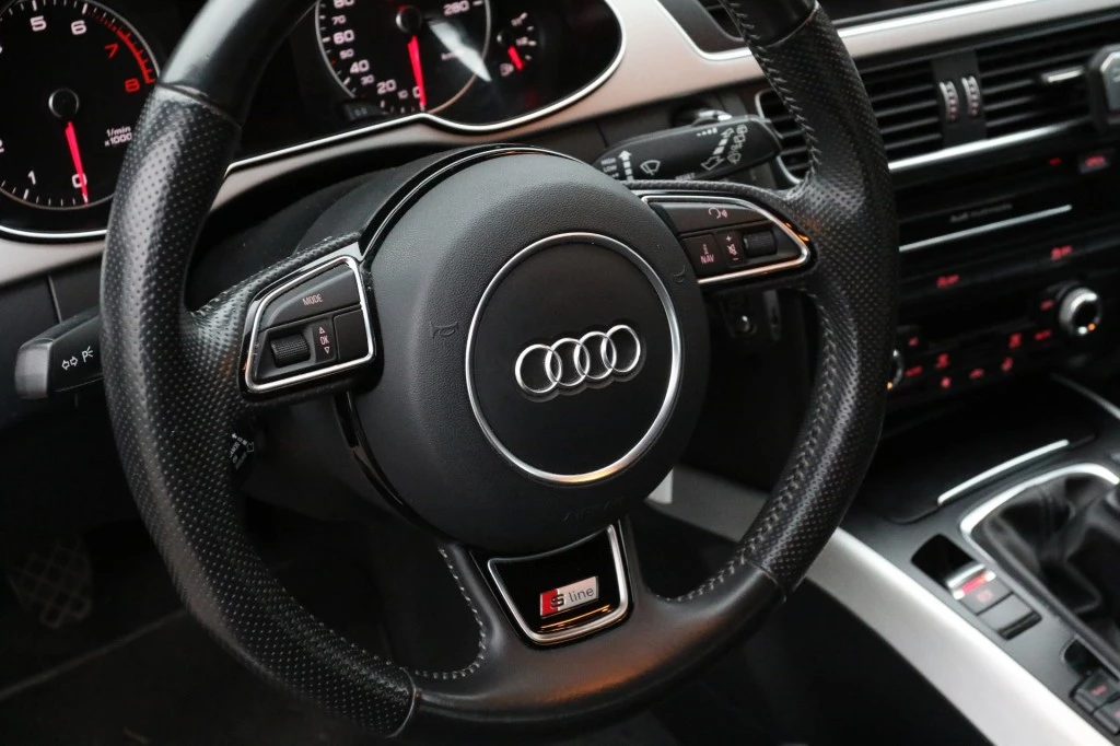 Hoofdafbeelding Audi A4