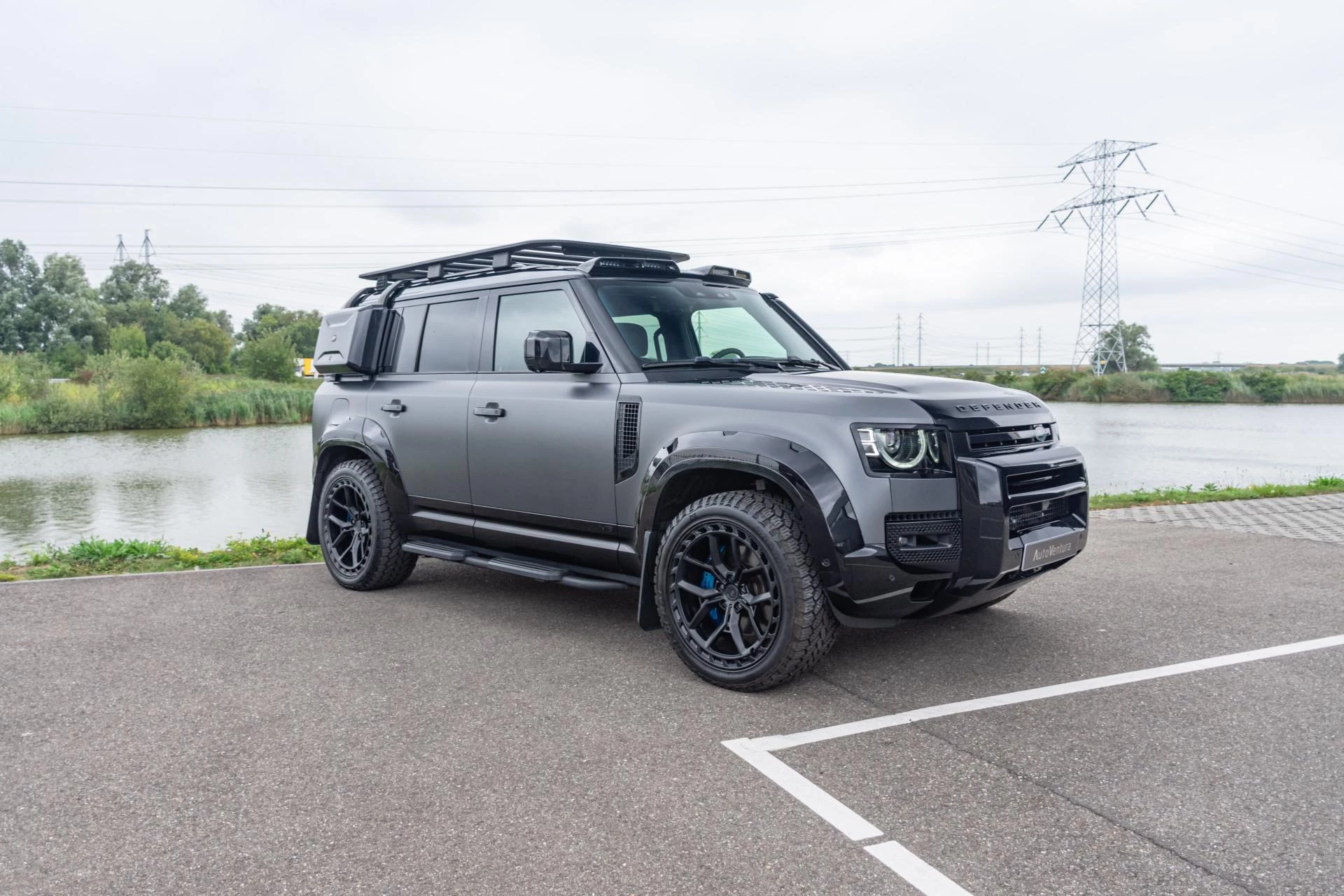 Hoofdafbeelding Land Rover Defender