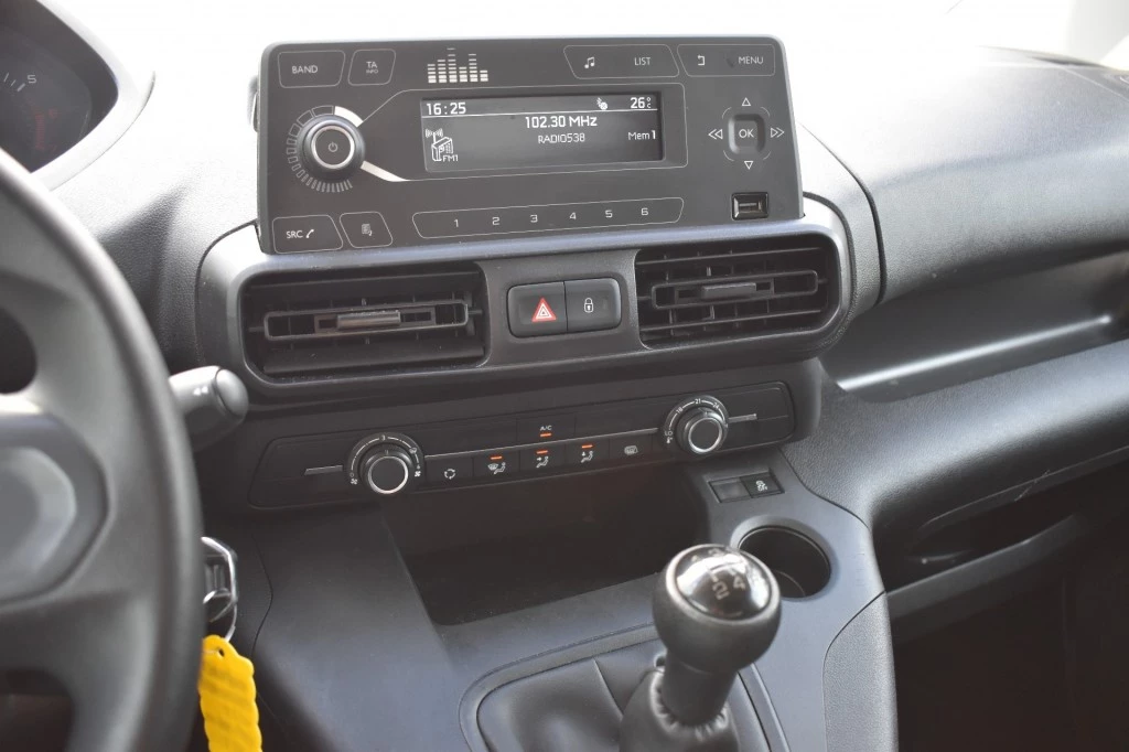 Hoofdafbeelding Peugeot Partner