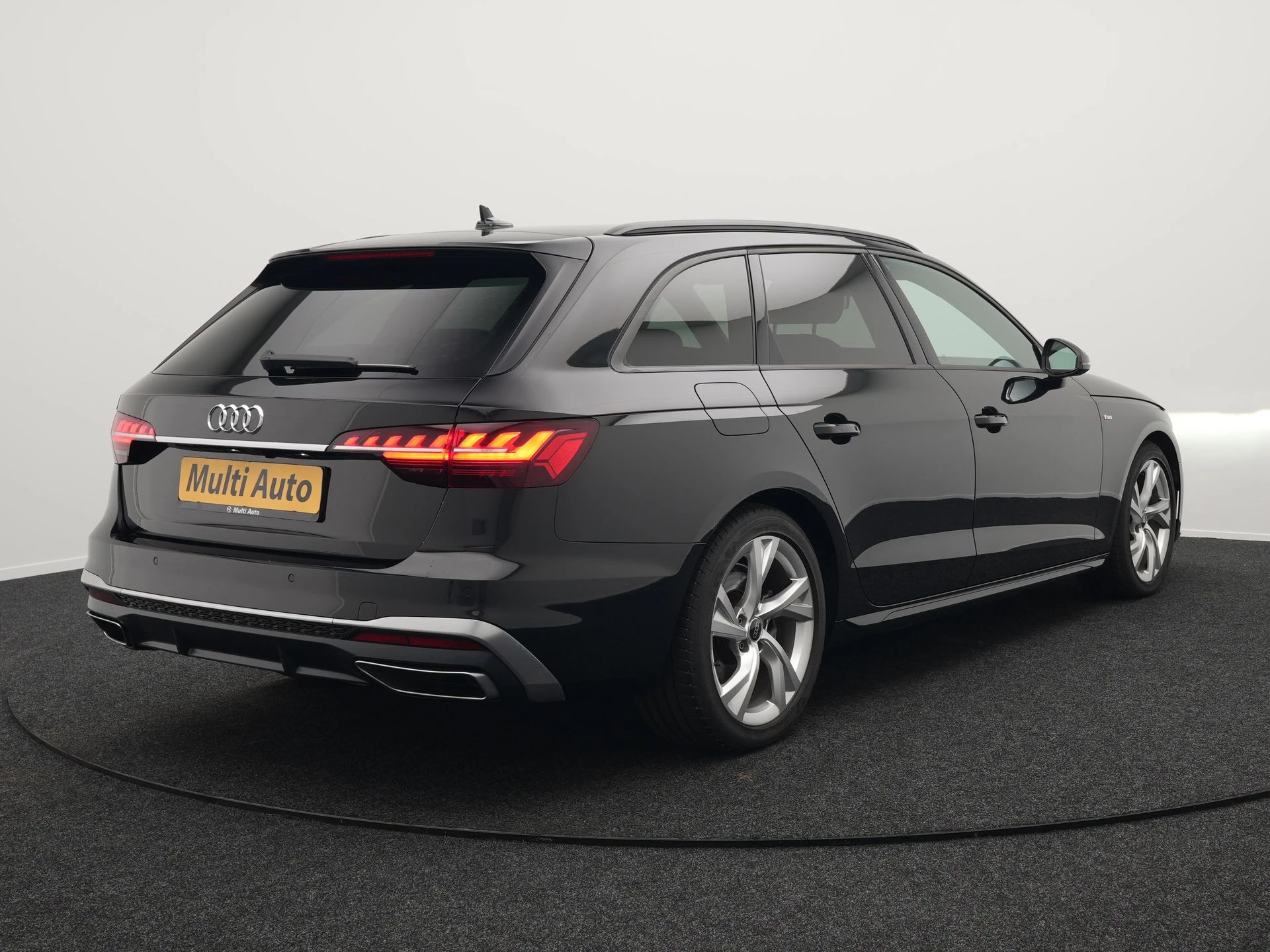 Hoofdafbeelding Audi A4
