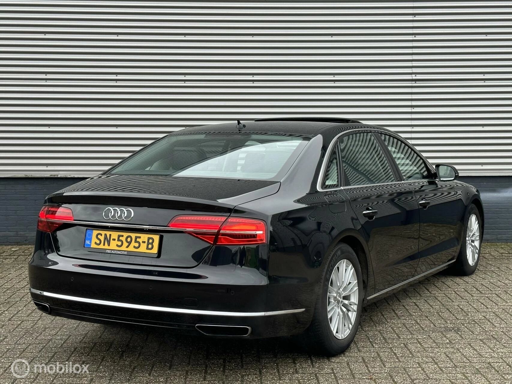 Hoofdafbeelding Audi A8