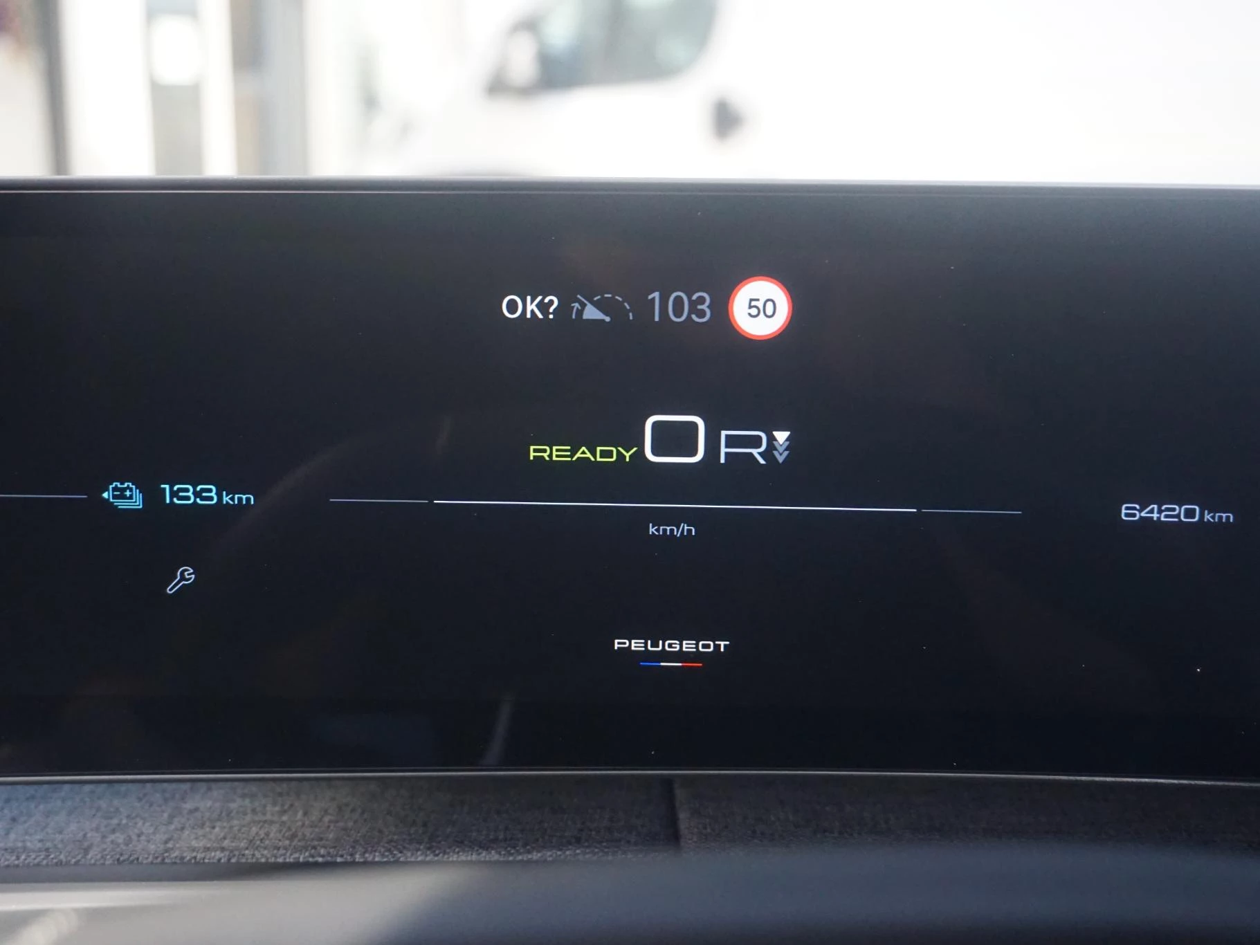 Hoofdafbeelding Peugeot e-5008