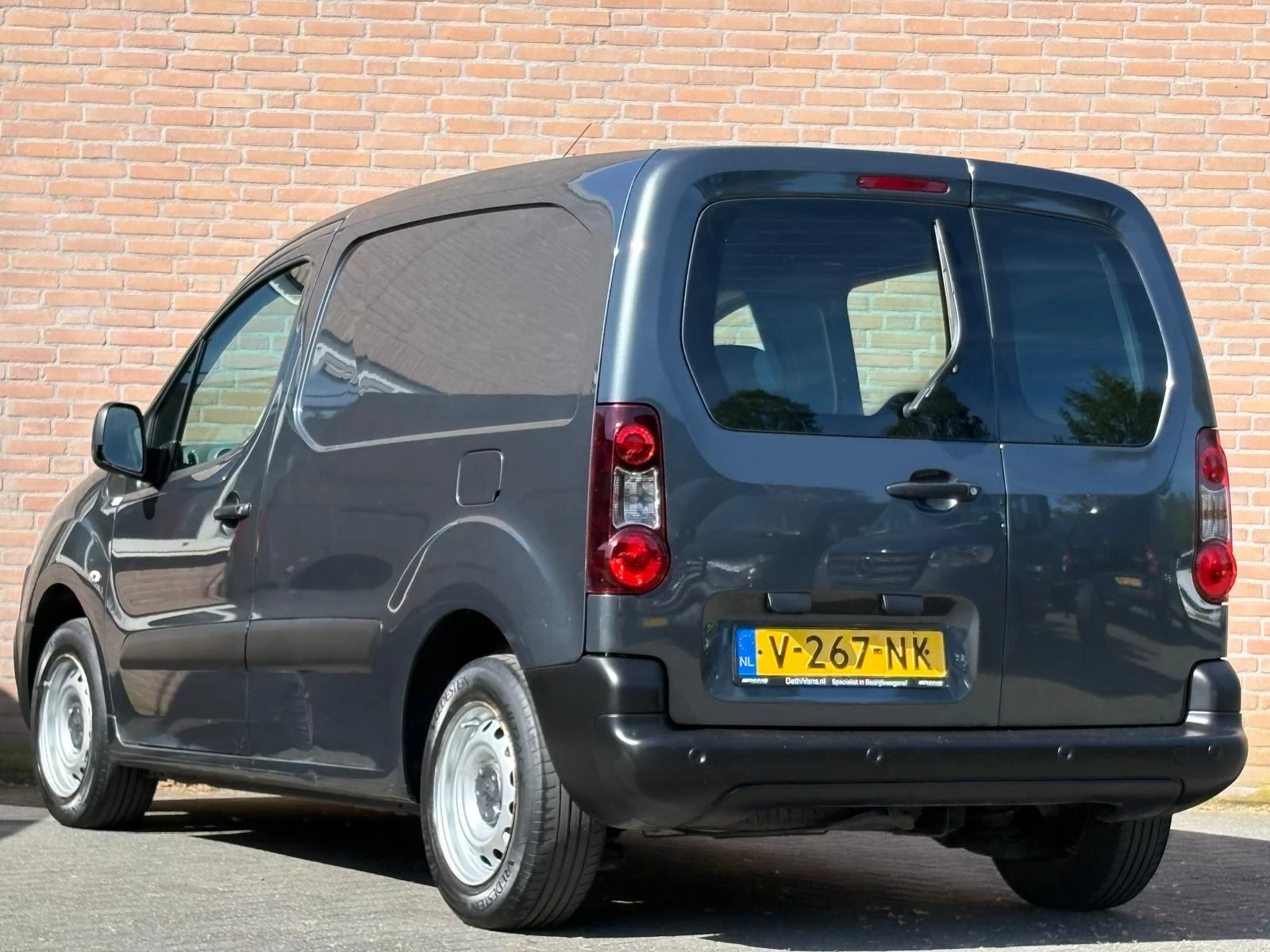 Hoofdafbeelding Peugeot Partner