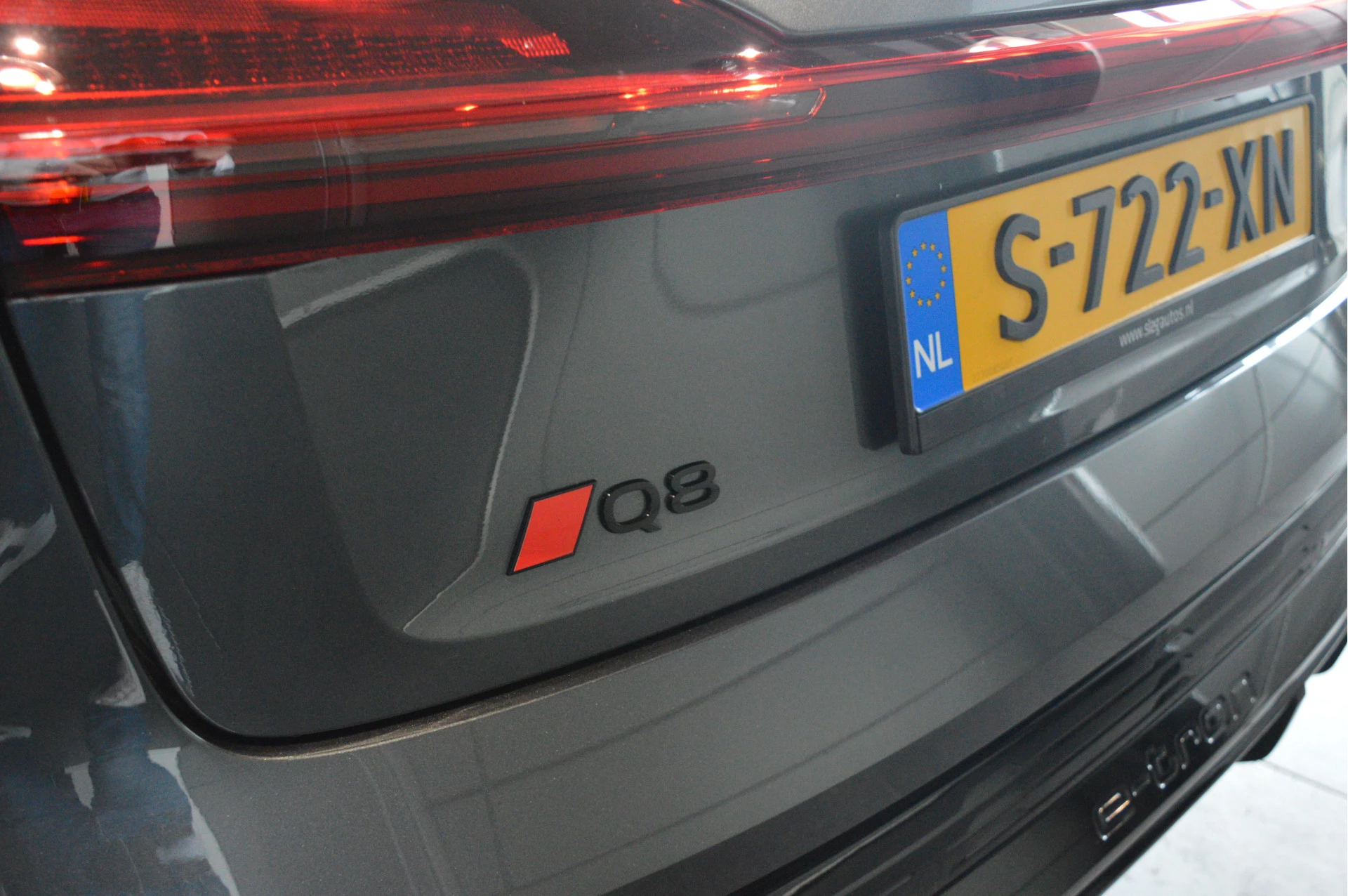Hoofdafbeelding Audi Q8 e-tron