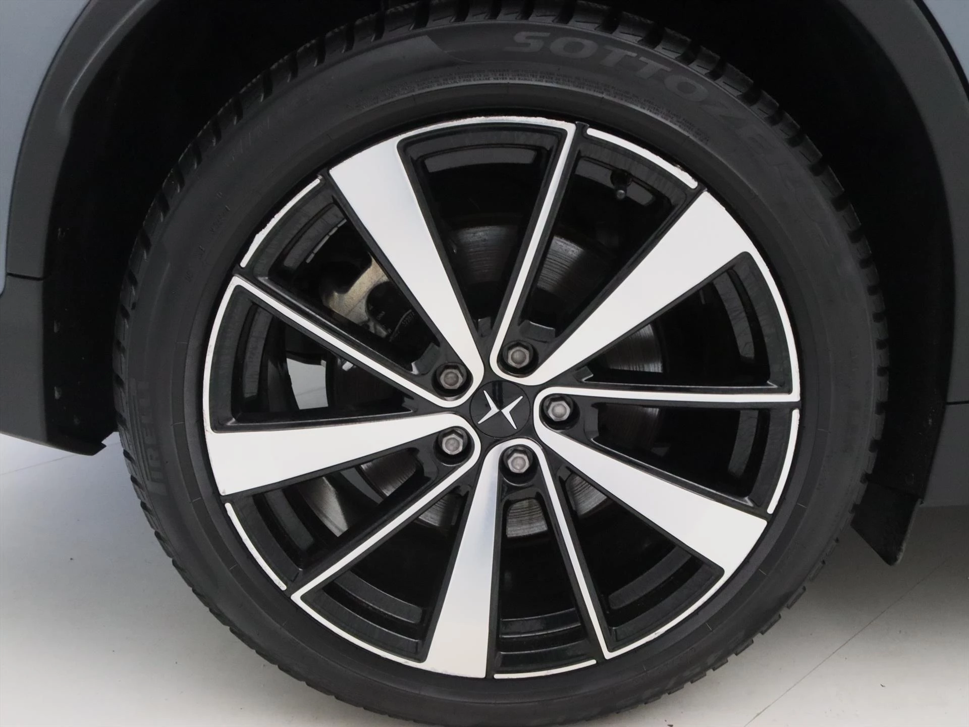 Hoofdafbeelding Polestar 2