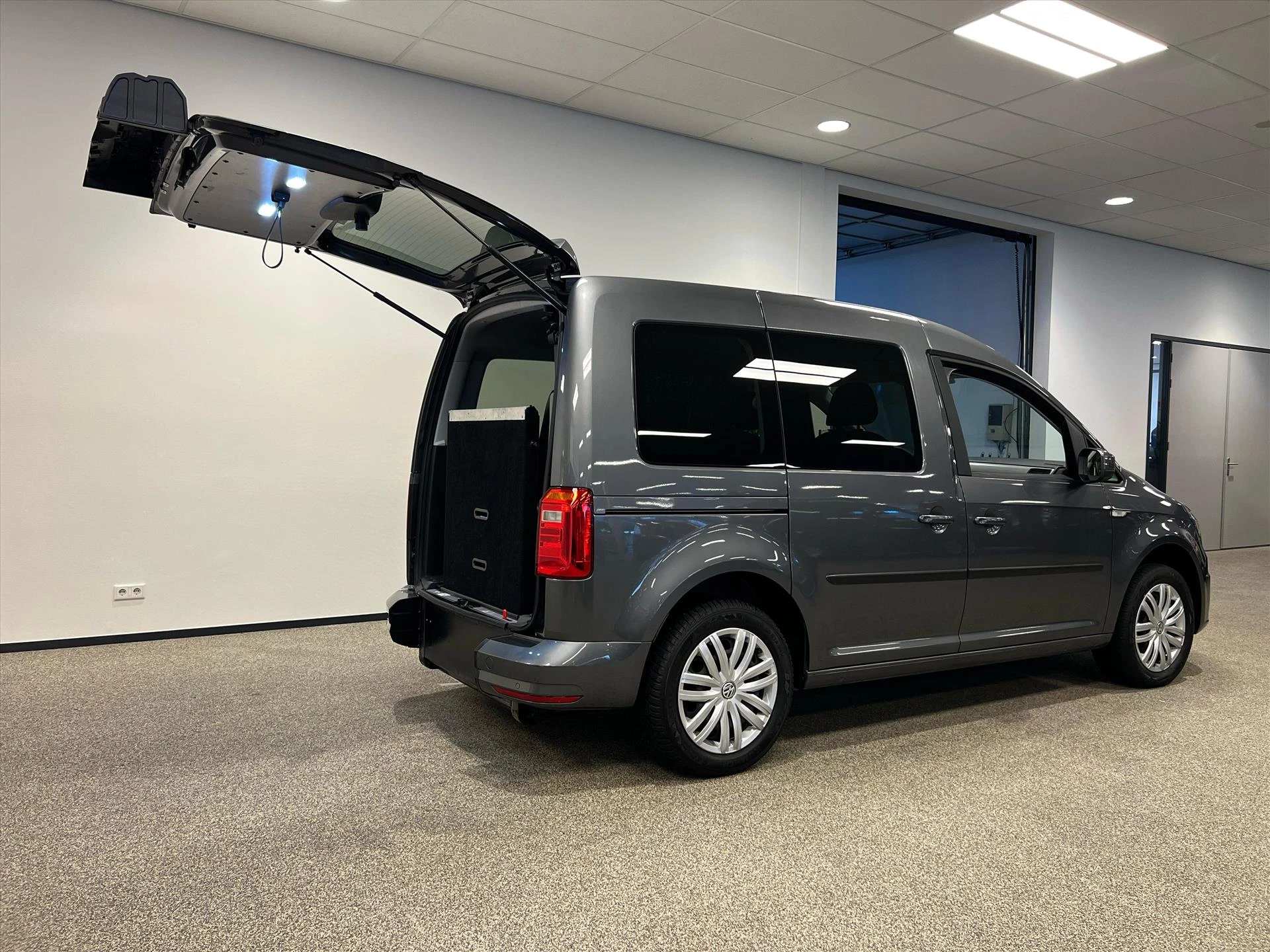 Hoofdafbeelding Volkswagen Caddy