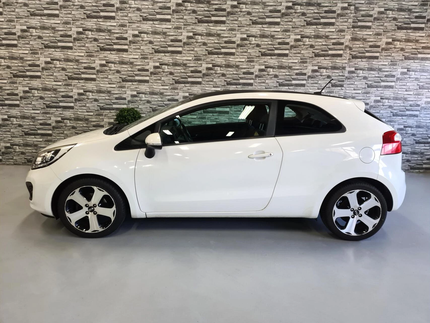 Hoofdafbeelding Kia Rio