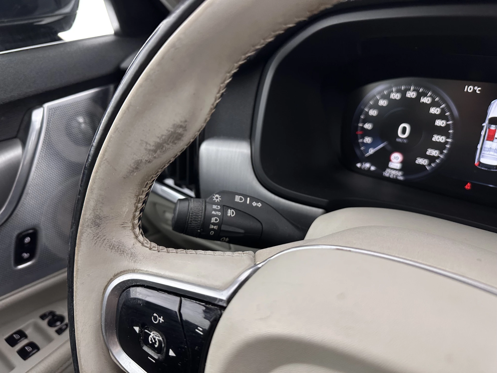 Hoofdafbeelding Volvo V90