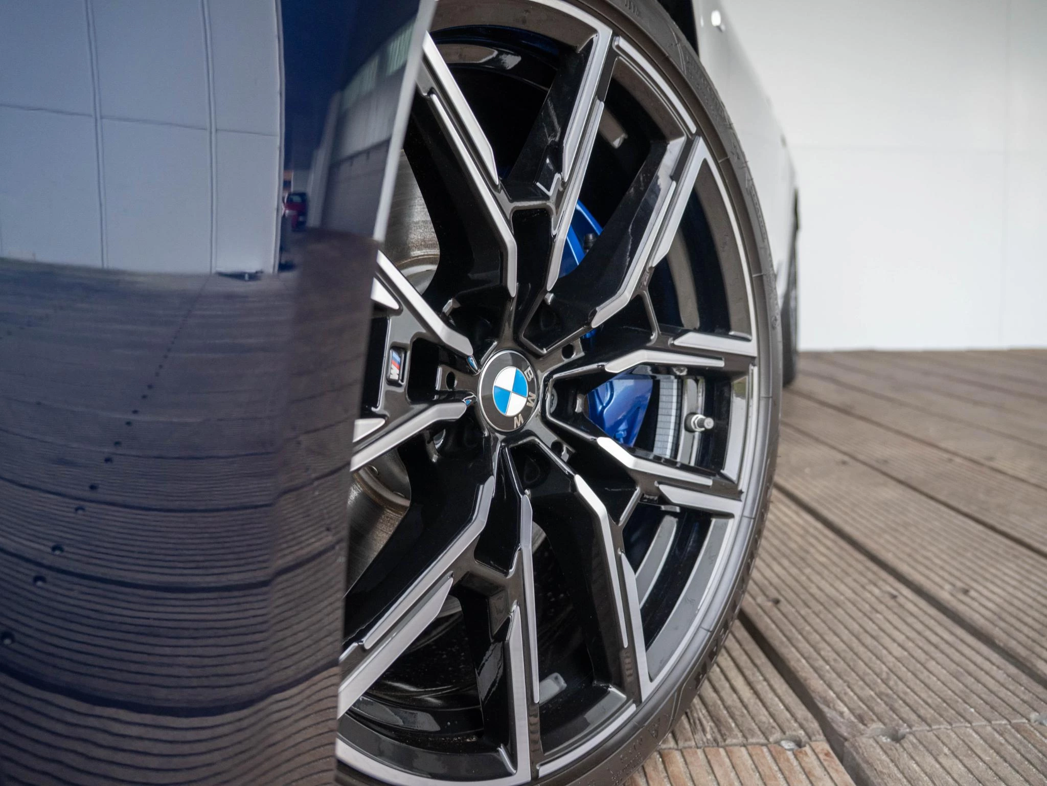 Hoofdafbeelding BMW i4