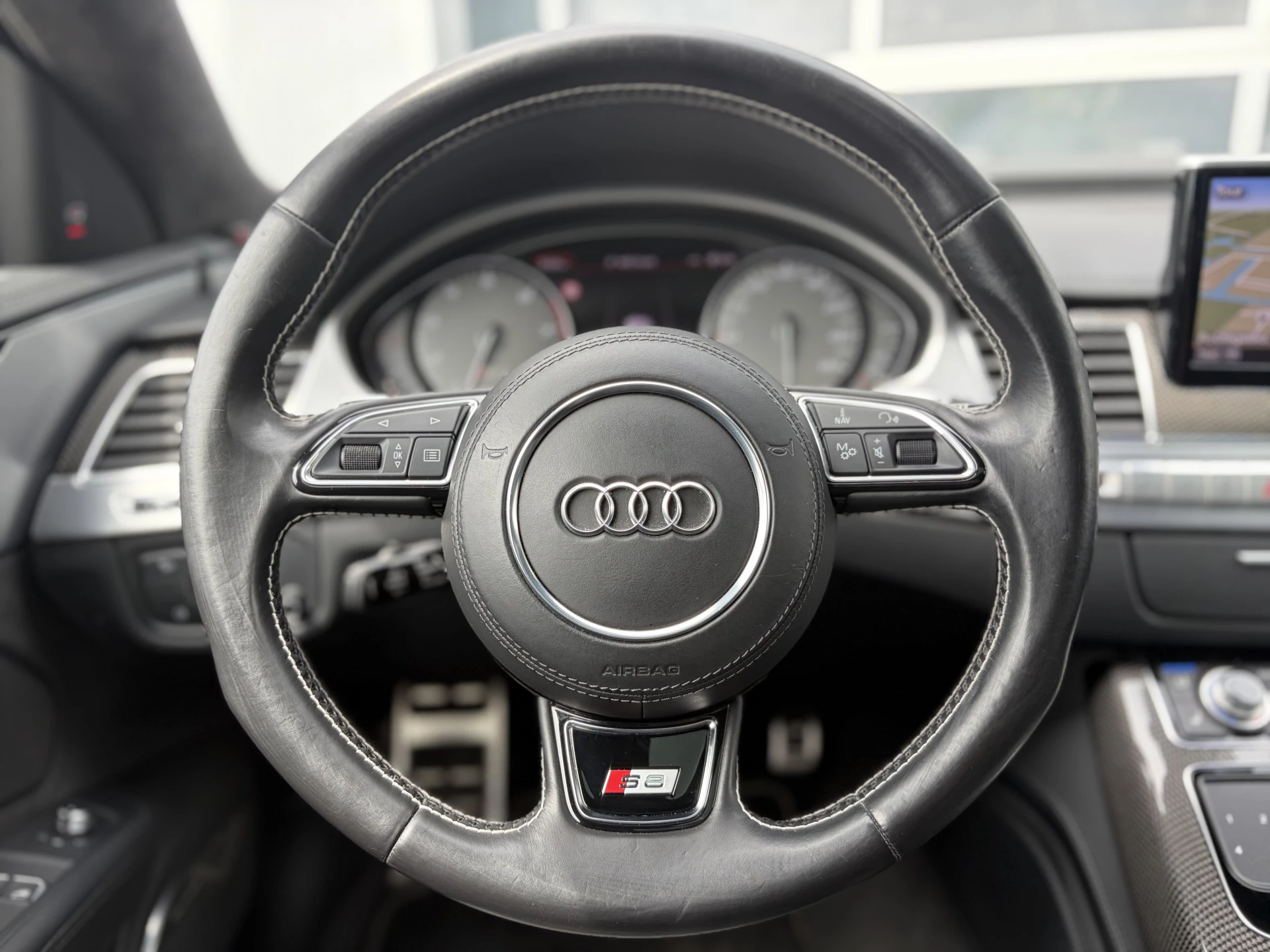 Hoofdafbeelding Audi A8