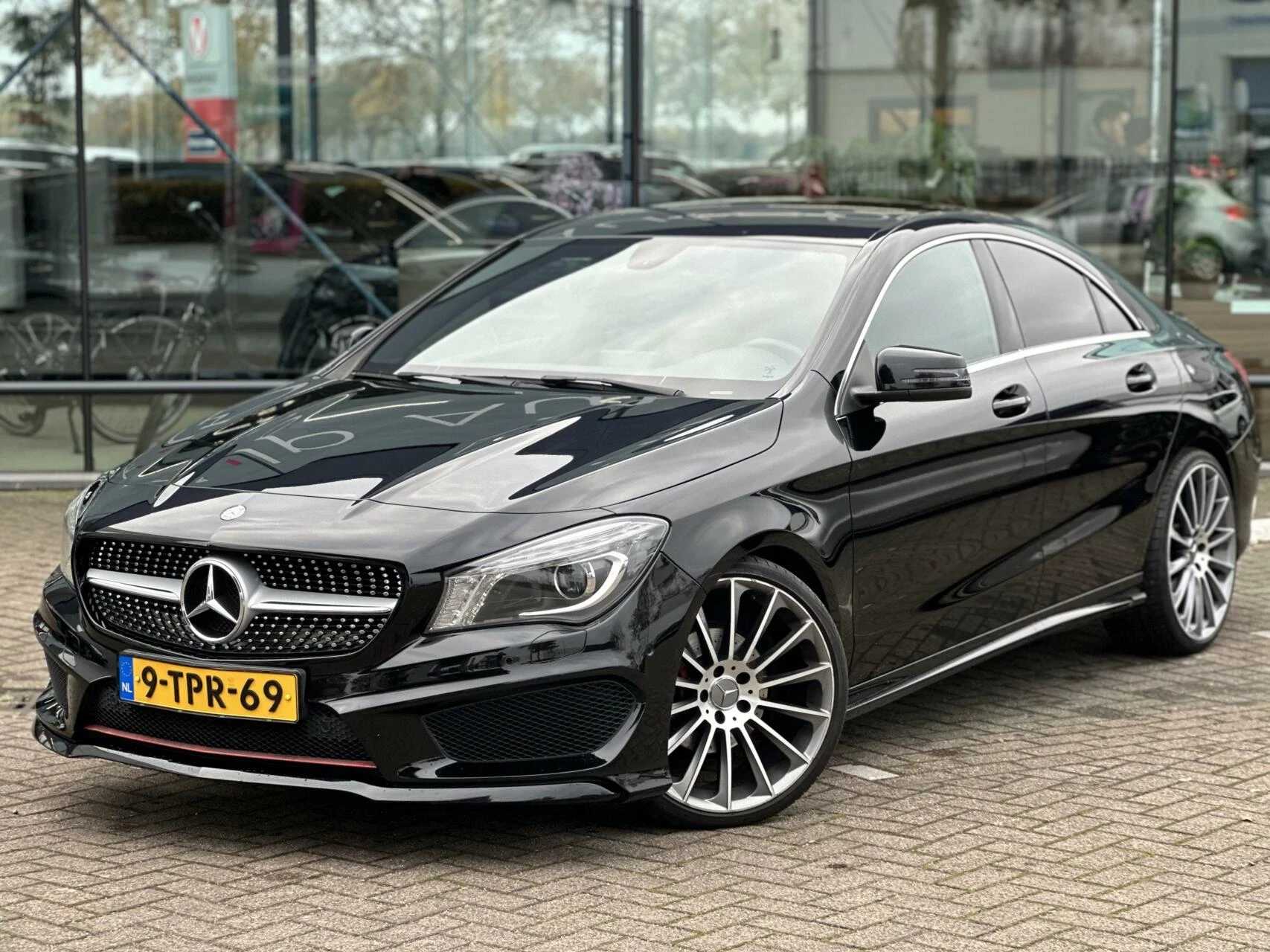 Hoofdafbeelding Mercedes-Benz CLA