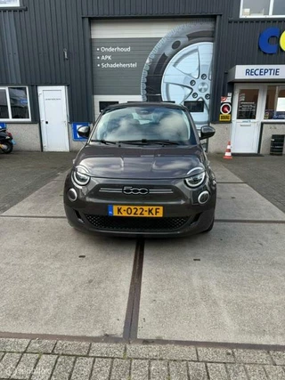 Fiat 500 Icon 42 kWh €16950,- /met subsidie €14950,-