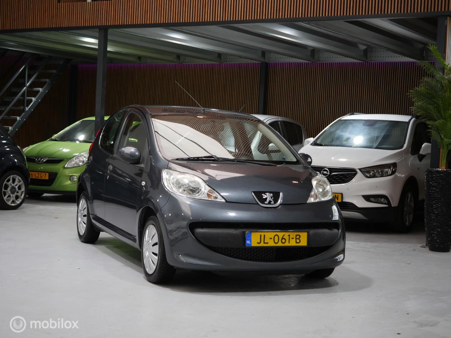 Hoofdafbeelding Peugeot 107