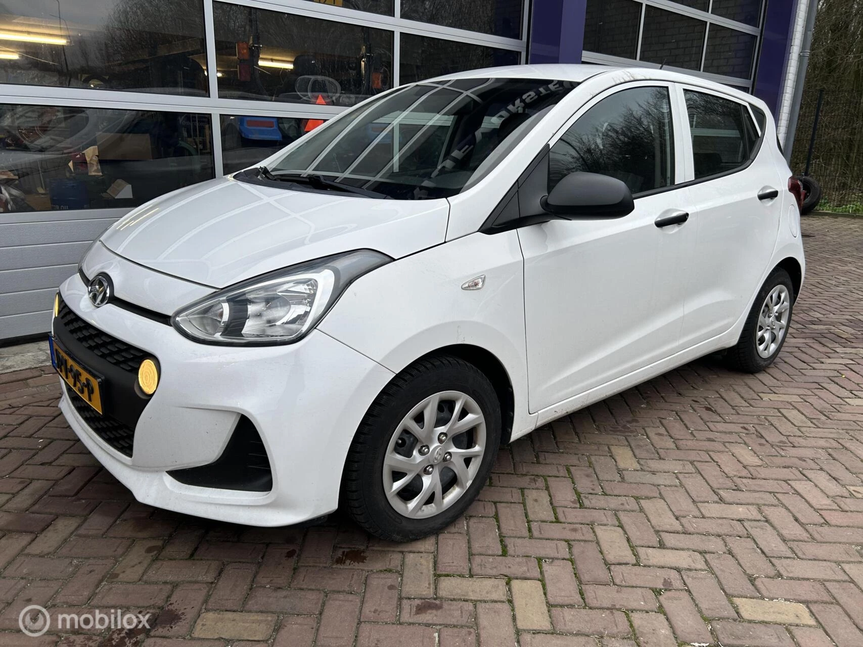 Hoofdafbeelding Hyundai i10