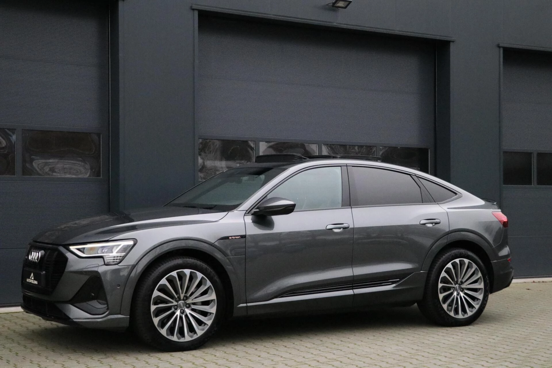 Hoofdafbeelding Audi e-tron