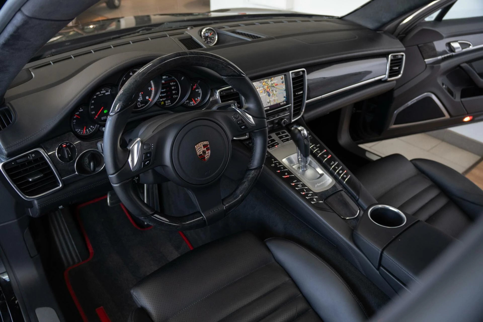 Hoofdafbeelding Porsche Panamera