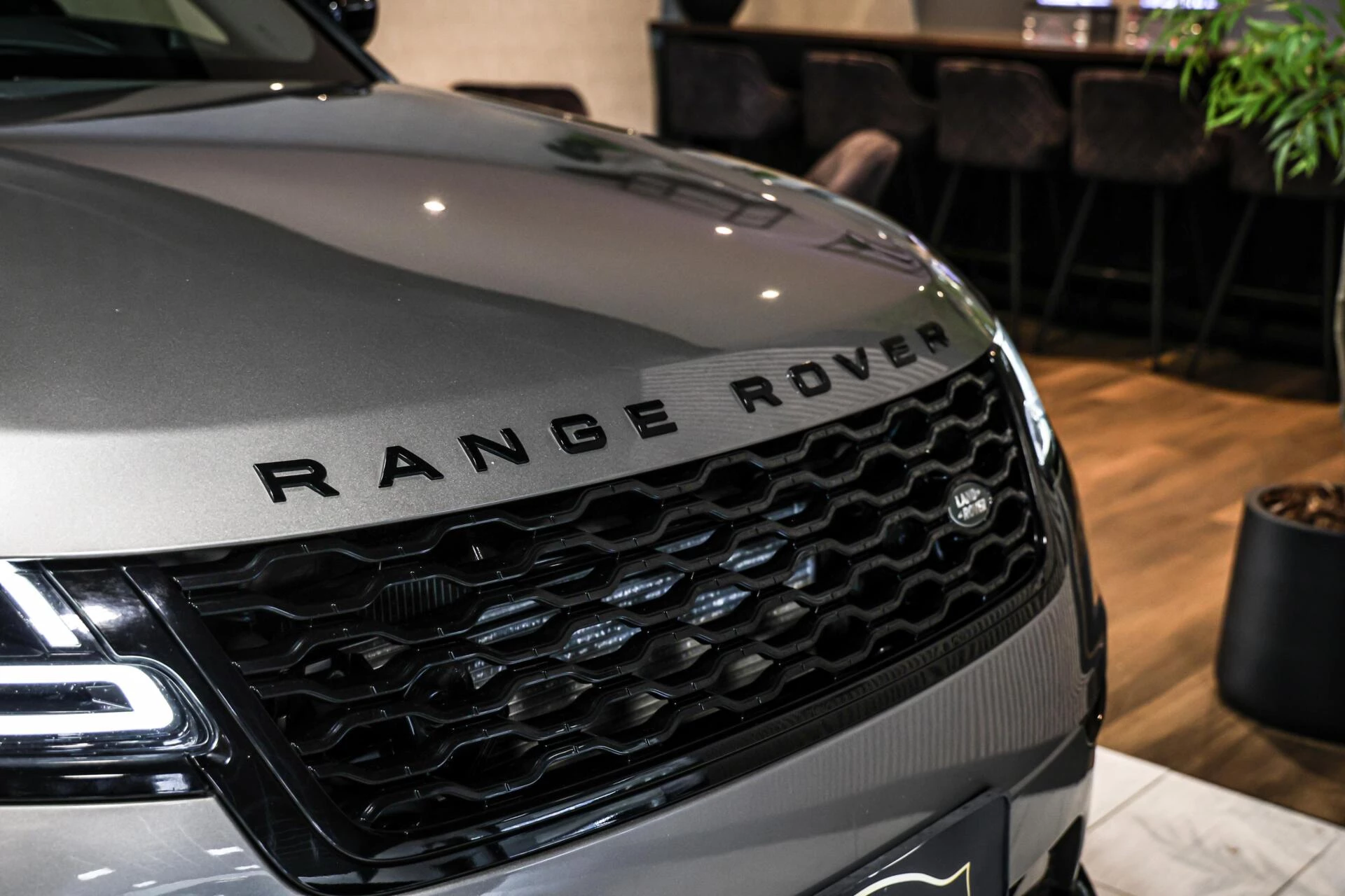 Hoofdafbeelding Land Rover Range Rover Velar