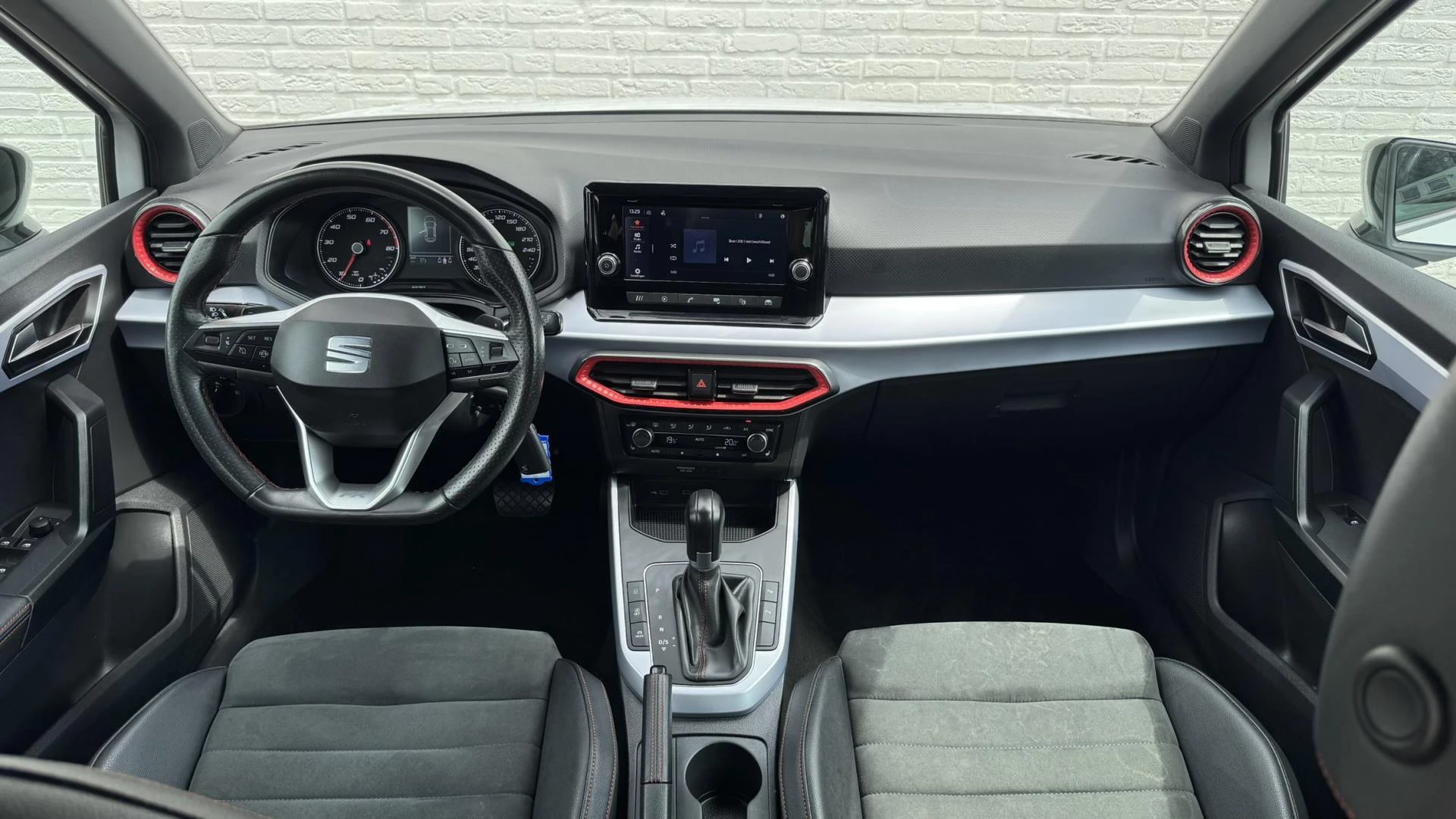 Hoofdafbeelding SEAT Arona