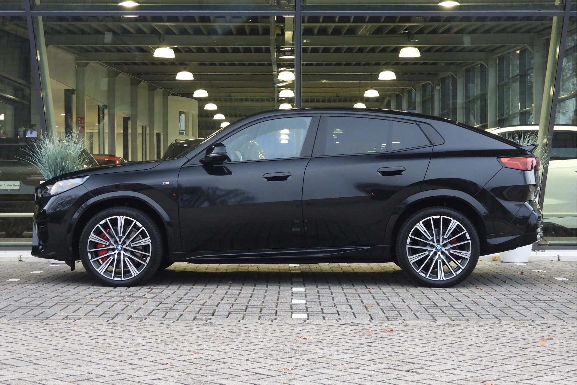 Hoofdafbeelding BMW iX2