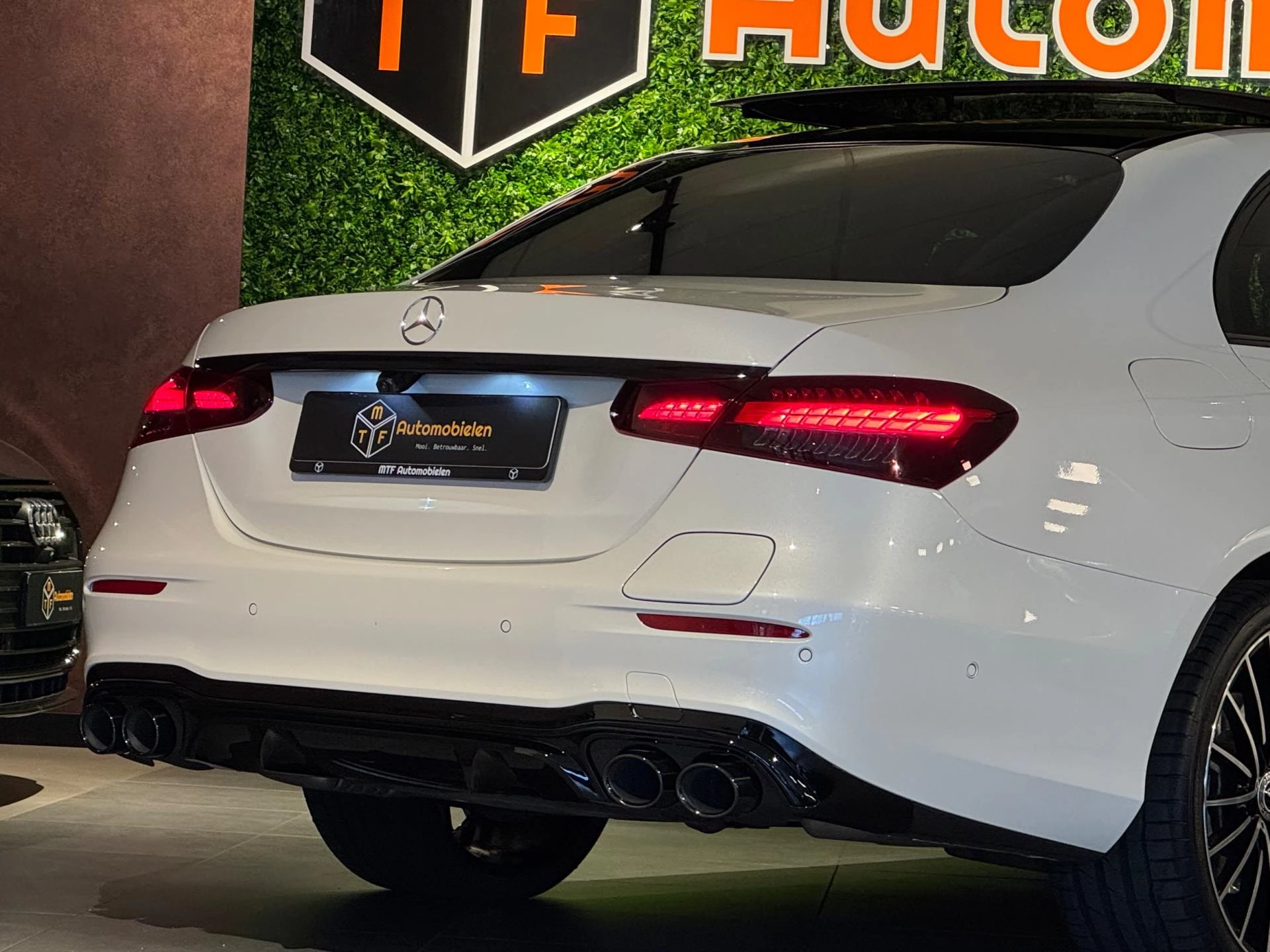 Hoofdafbeelding Mercedes-Benz E-Klasse