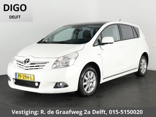 Hoofdafbeelding Toyota Verso Toyota Verso 1.8 VVT-i Business | Navigatie | Panoramadak | Parkeersensoren | Cruise Control |