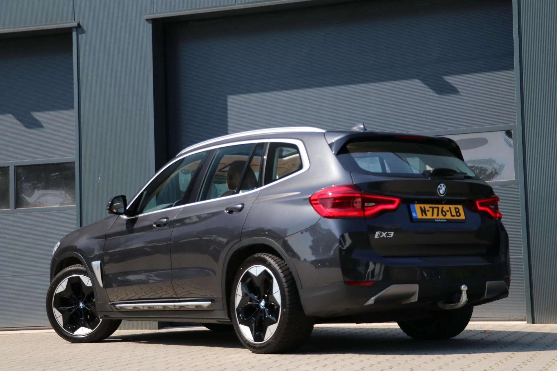 Hoofdafbeelding BMW iX3