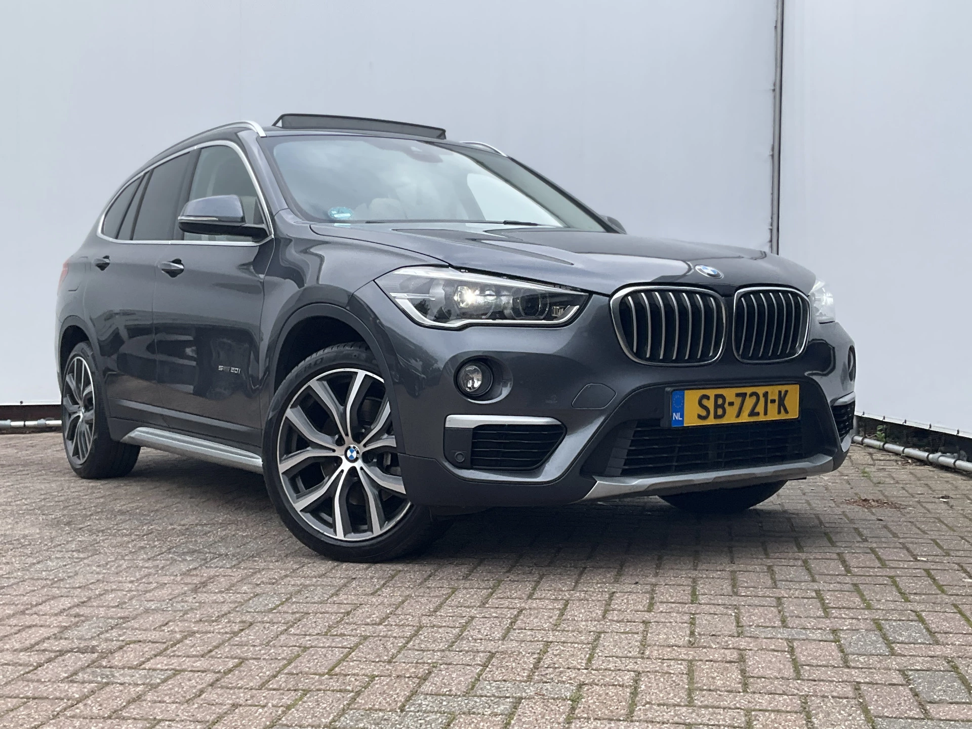 Hoofdafbeelding BMW X1