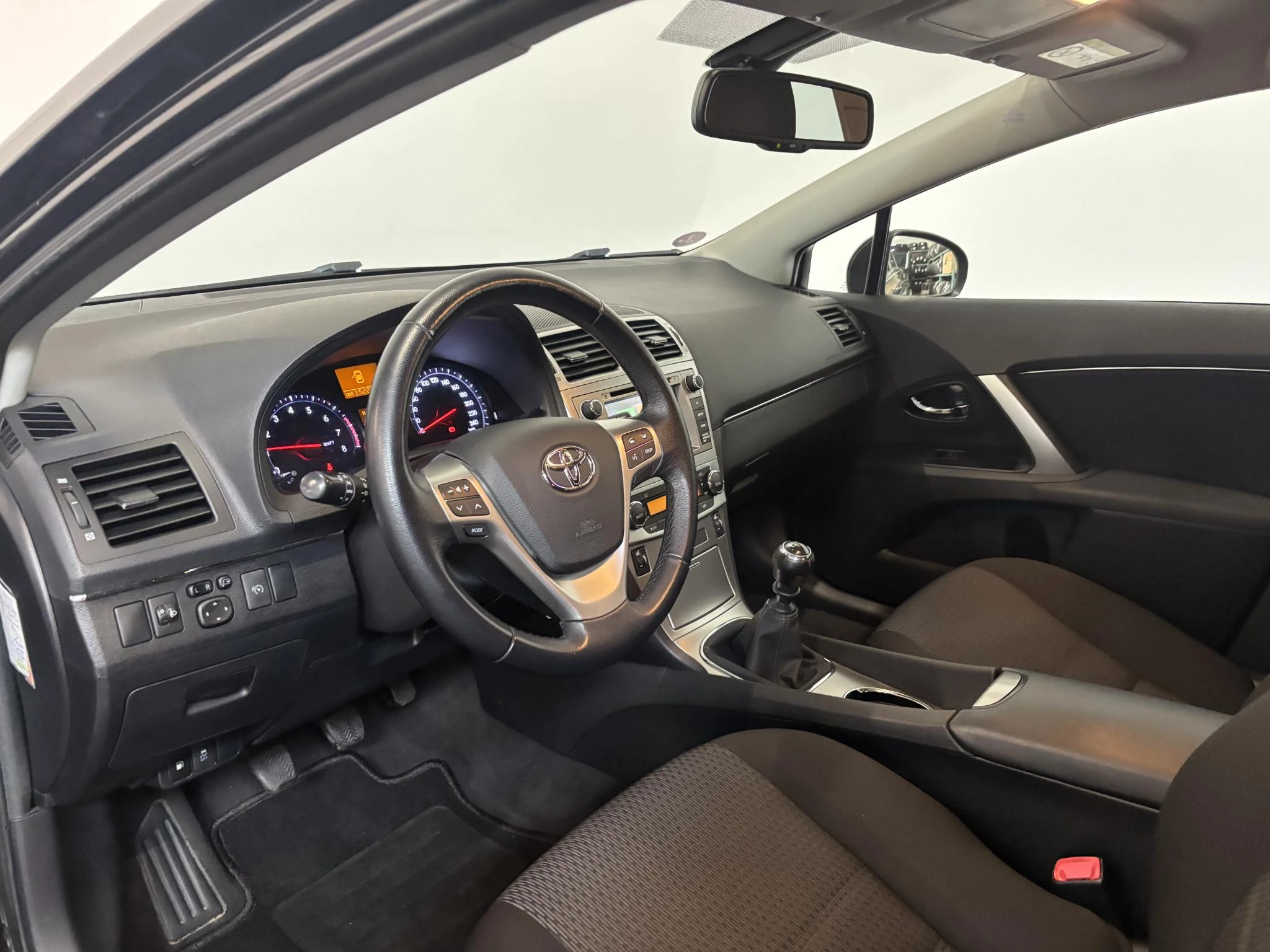 Hoofdafbeelding Toyota Avensis