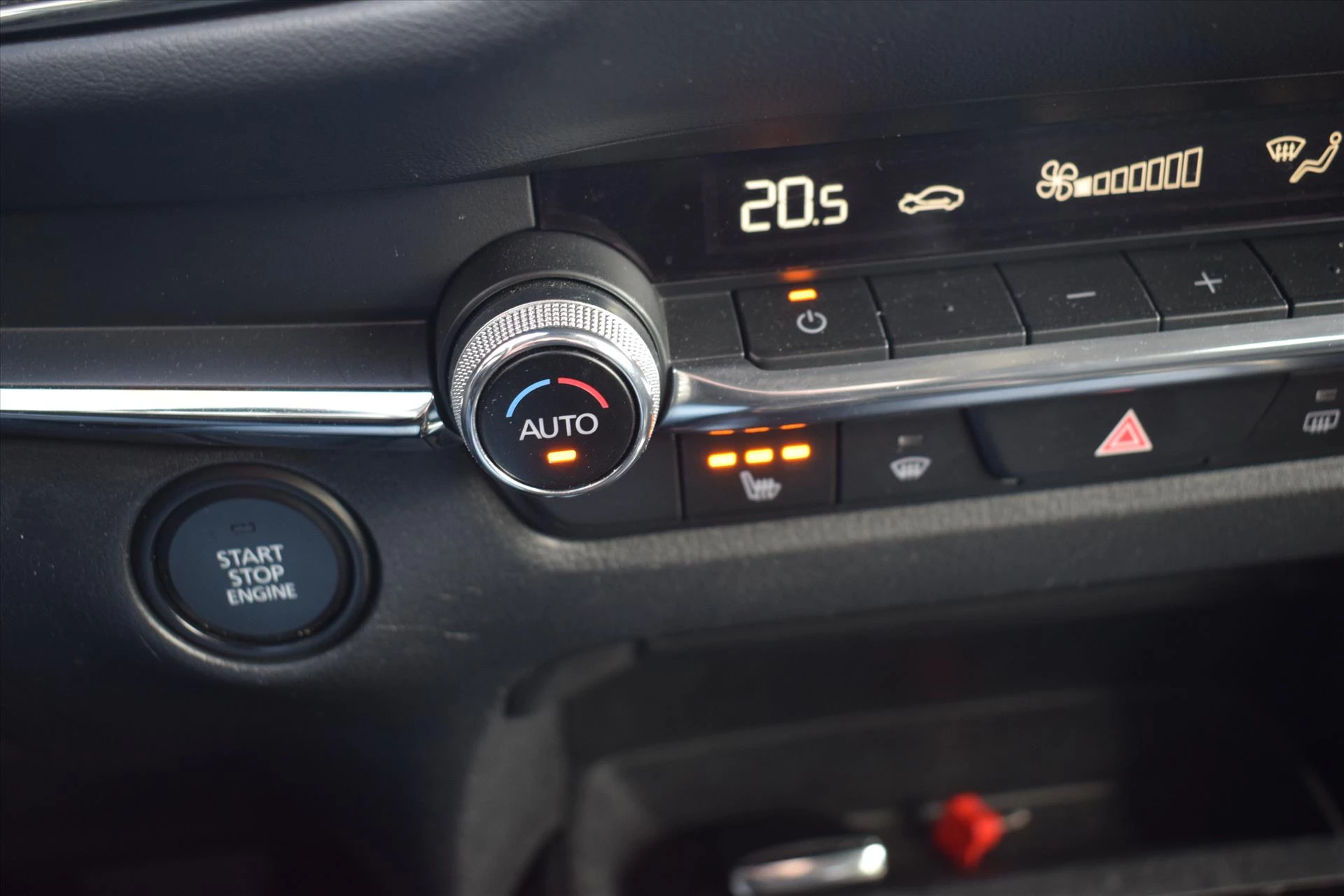 Hoofdafbeelding Mazda CX-30