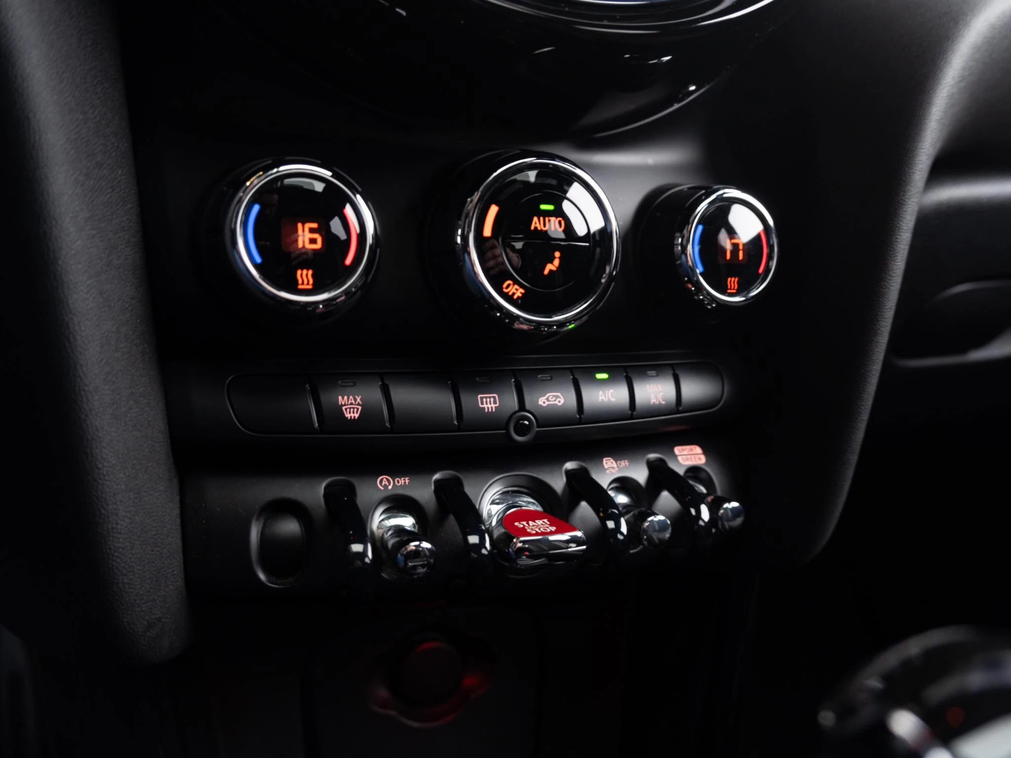 Hoofdafbeelding MINI 5-deurs