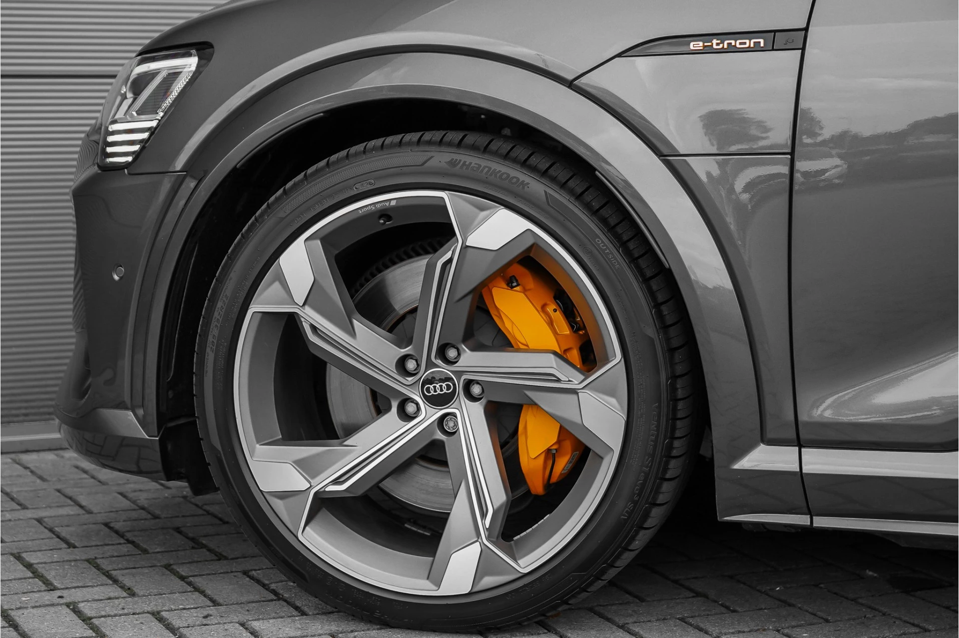Hoofdafbeelding Audi e-tron