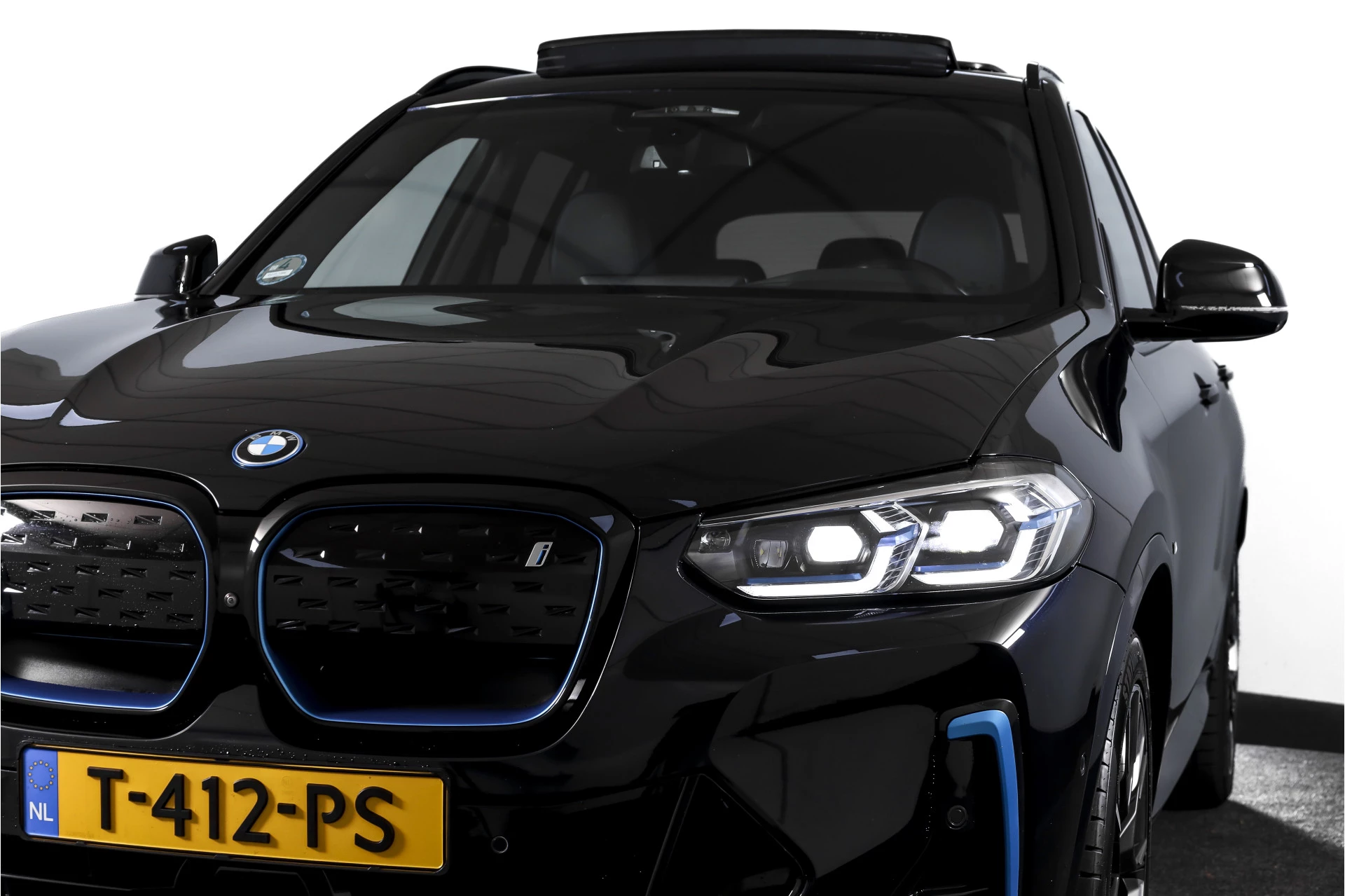 Hoofdafbeelding BMW iX3
