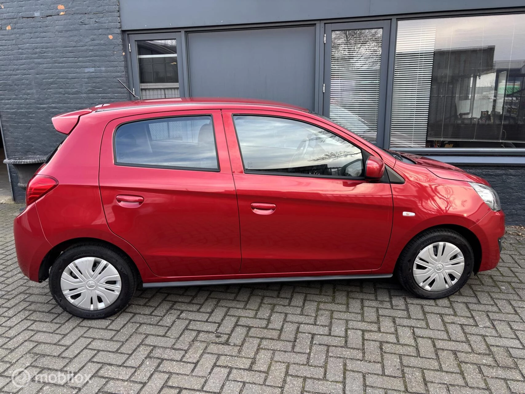 Hoofdafbeelding Mitsubishi Space Star