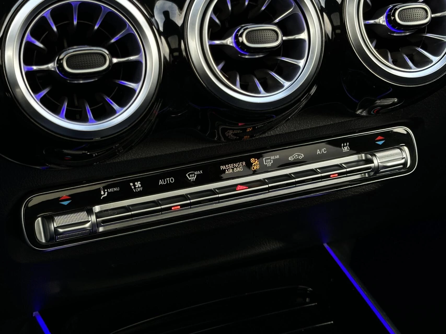 Hoofdafbeelding Mercedes-Benz EQB