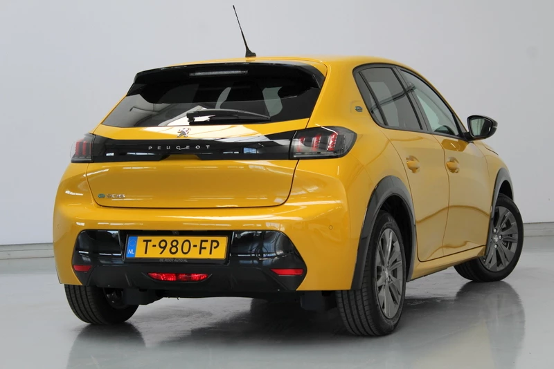 Hoofdafbeelding Peugeot e-208