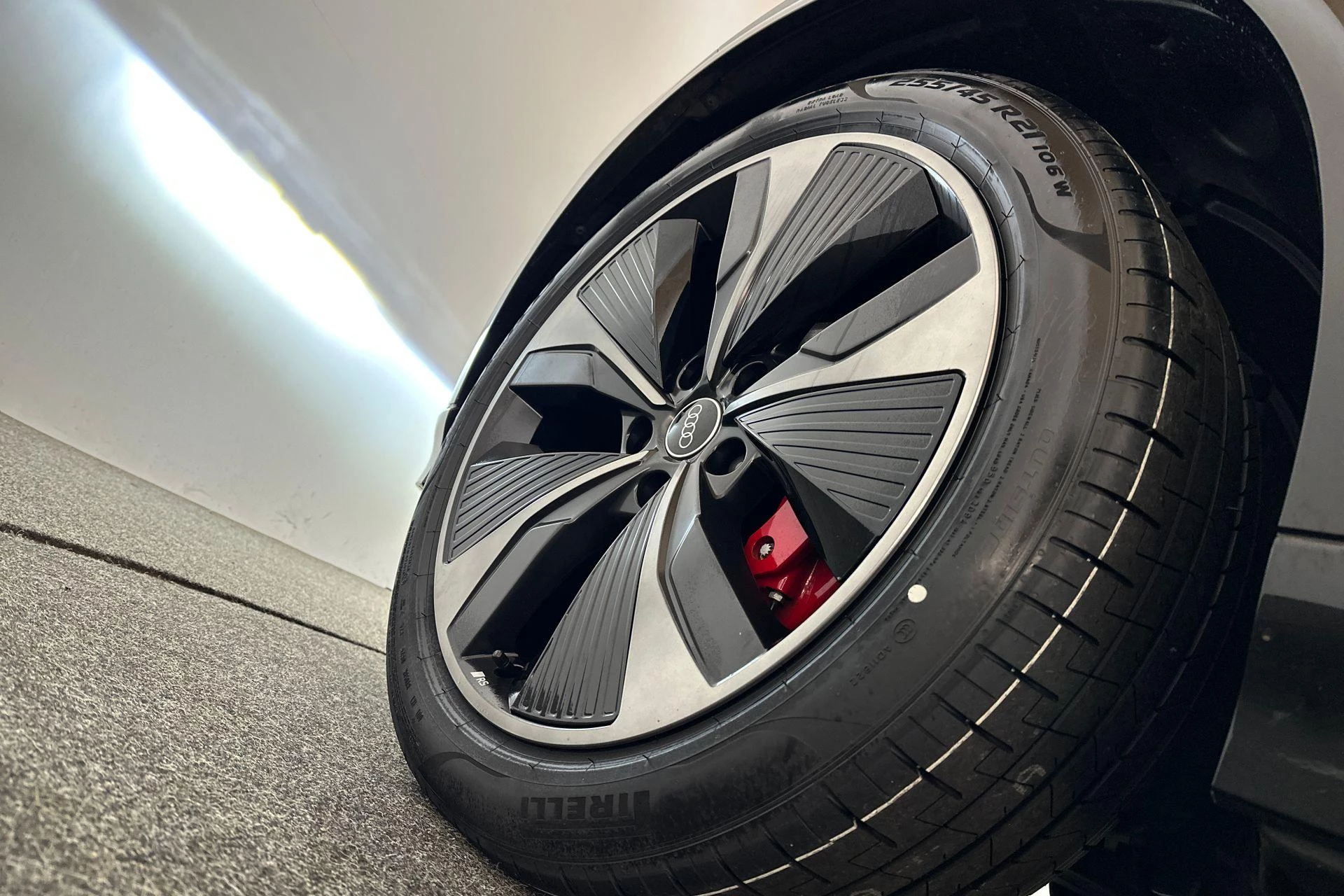 Hoofdafbeelding Audi Q6 e-tron