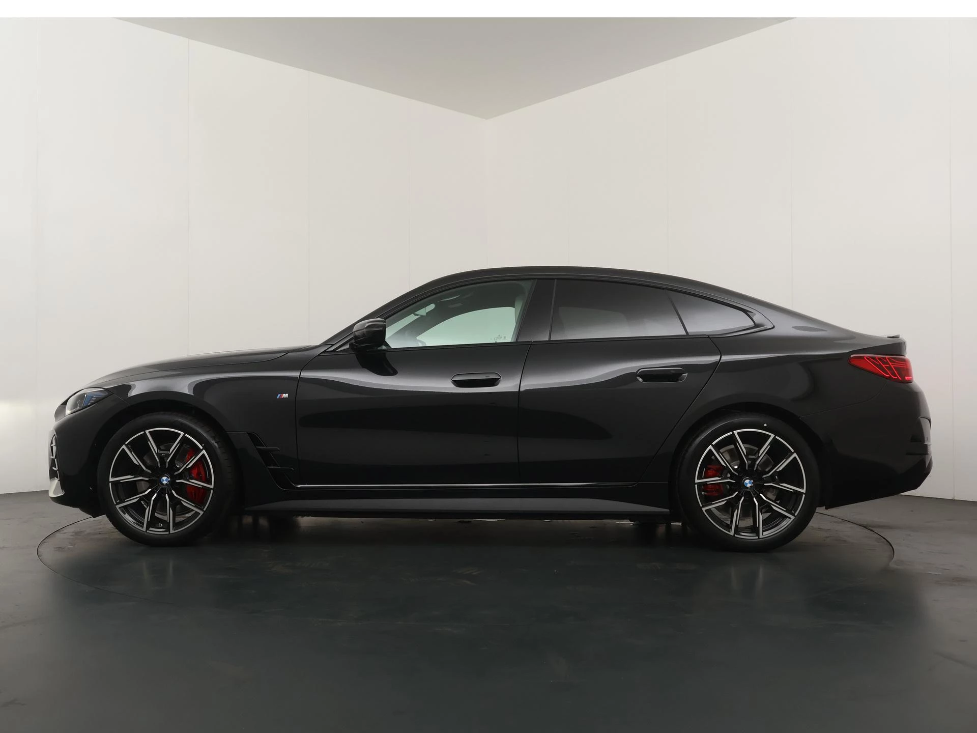 Hoofdafbeelding BMW i4