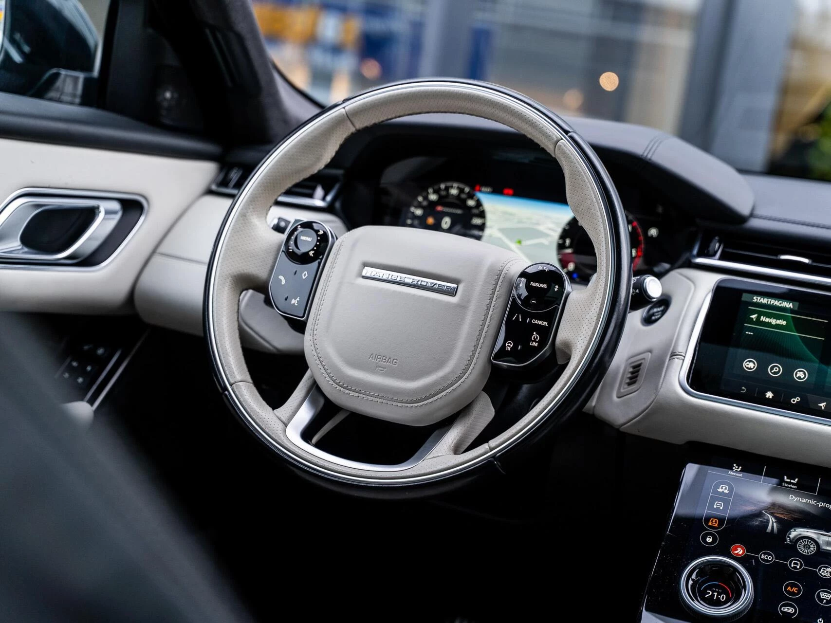 Hoofdafbeelding Land Rover Range Rover Velar