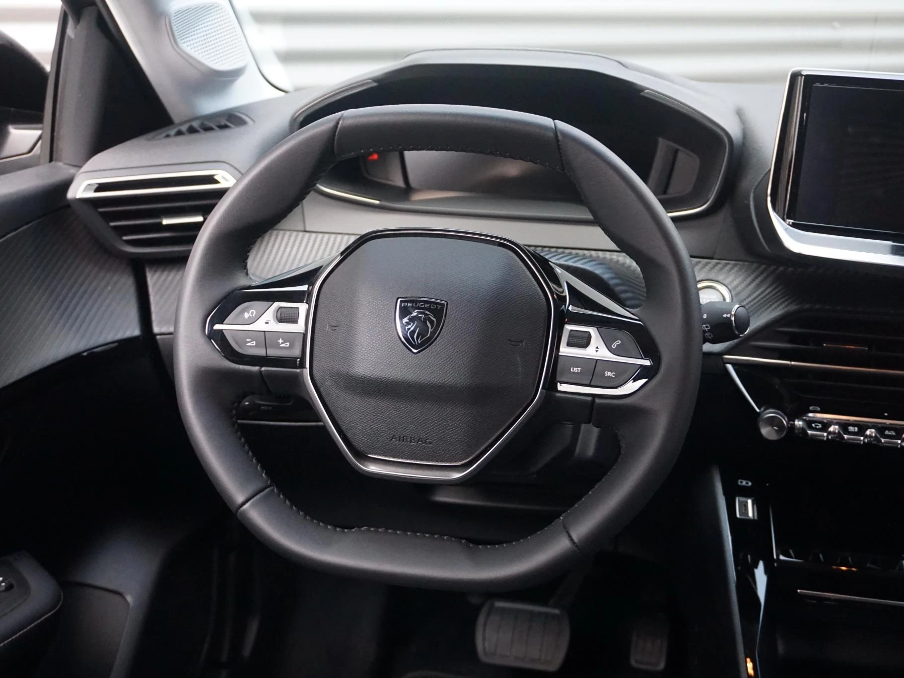 Hoofdafbeelding Peugeot e-208