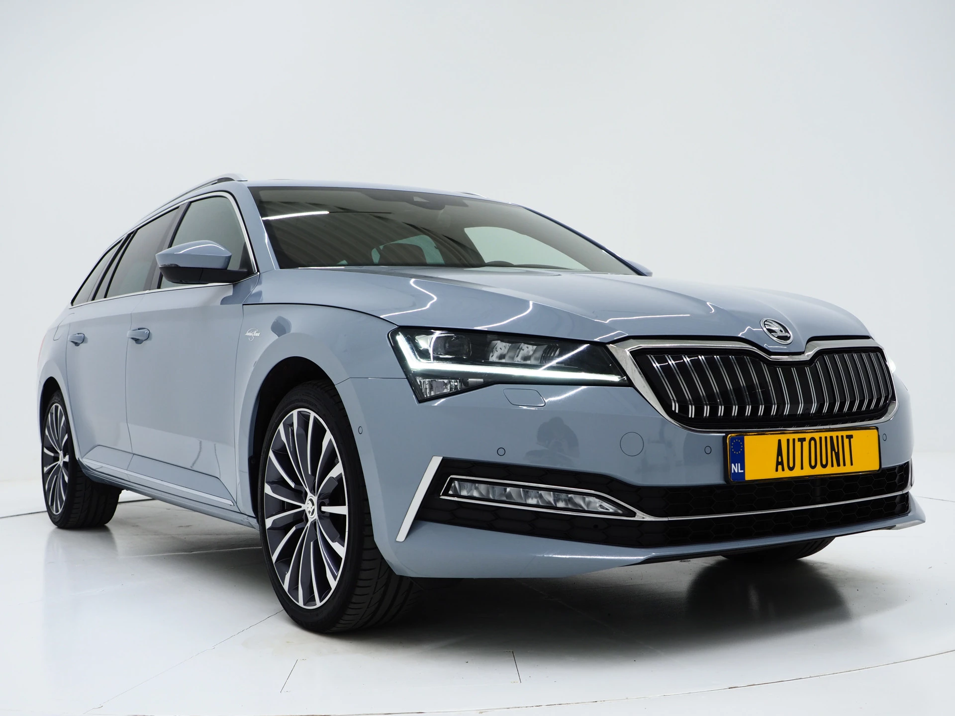 Hoofdafbeelding Škoda Superb